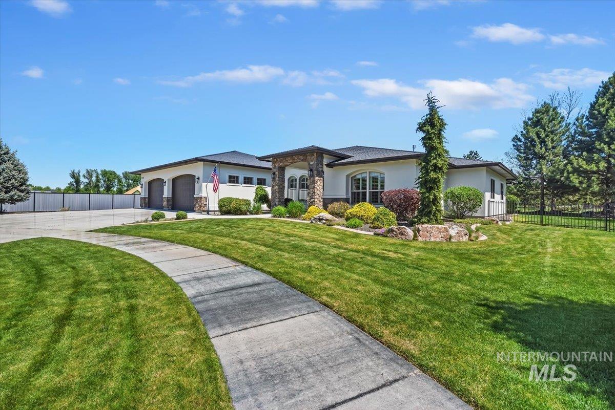 2036 N Bella Strada Way, Eagle, Idaho 83616-5219, 5 Bedrooms, 3.5 Bathrooms, Residential For Sale, Price $1,349,000,MLS 98985379