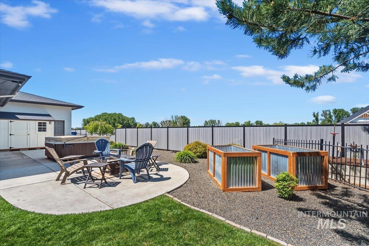 2036 N Bella Strada Way, Eagle, Idaho 83616-5219, 5 Bedrooms, 3.5 Bathrooms, Residential For Sale, Price $1,349,000,MLS 98985379