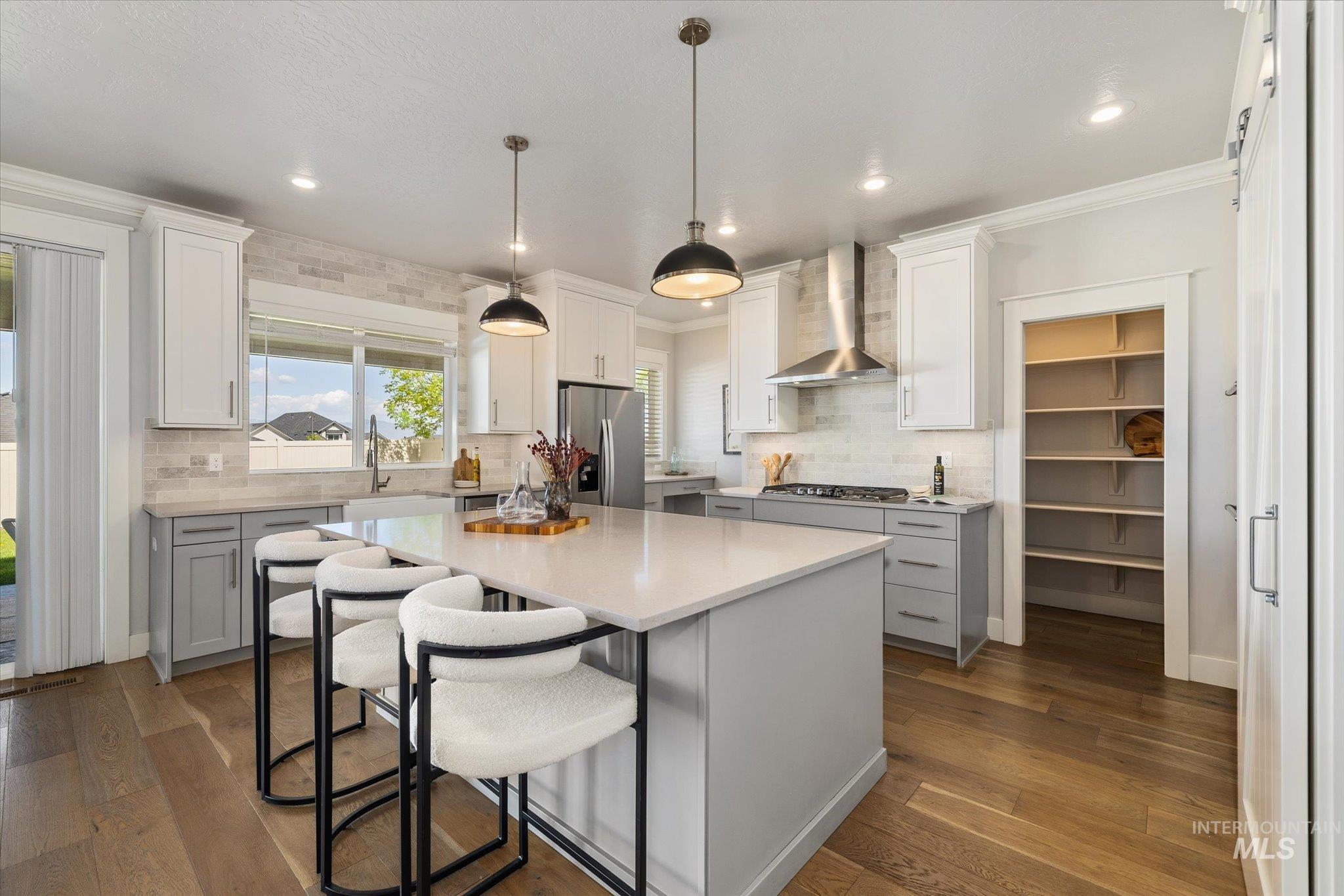 732 E Crest Ridge Dr, Meridian, Idaho 83642, 5 Bedrooms, 2.5 Bathrooms, Residential For Sale, Price $760,000,MLS 98985382