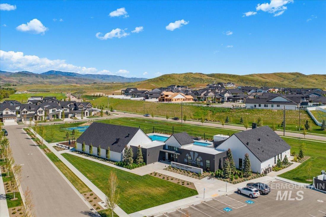 8104 W Brooks Drive, Boise, Idaho 83714, 4 Bedrooms, 3.5 Bathrooms, Residential For Sale, Price $999,900,MLS 98985383