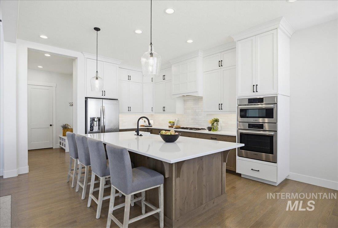 8104 W Brooks Drive, Boise, Idaho 83714, 4 Bedrooms, 3.5 Bathrooms, Residential For Sale, Price $999,900,MLS 98985383