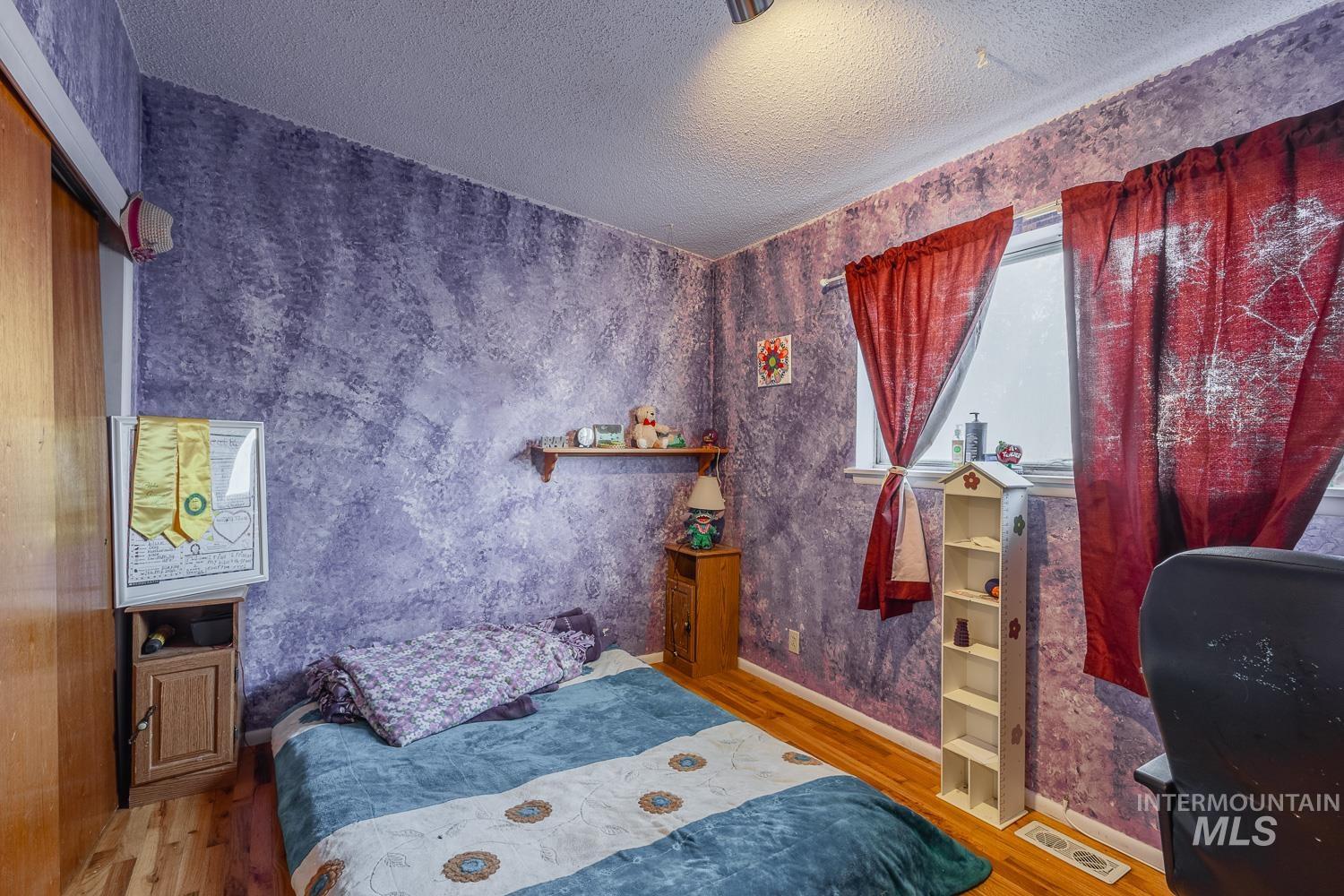819 Briarwood Dr, Nampa, Idaho 83651, 3 Bedrooms, 1.5 Bathrooms, Residential For Sale, Price $340,000,MLS 98985384