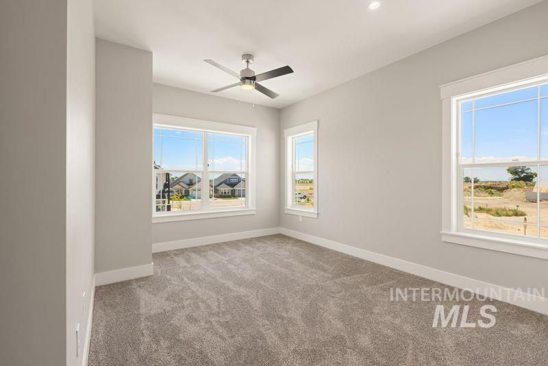 12545 W State St, Ste#1, Star, Idaho 83669, 2 Bedrooms, 2 Bathrooms, Residential Income For Sale, Price $713,000,MLS 98985387