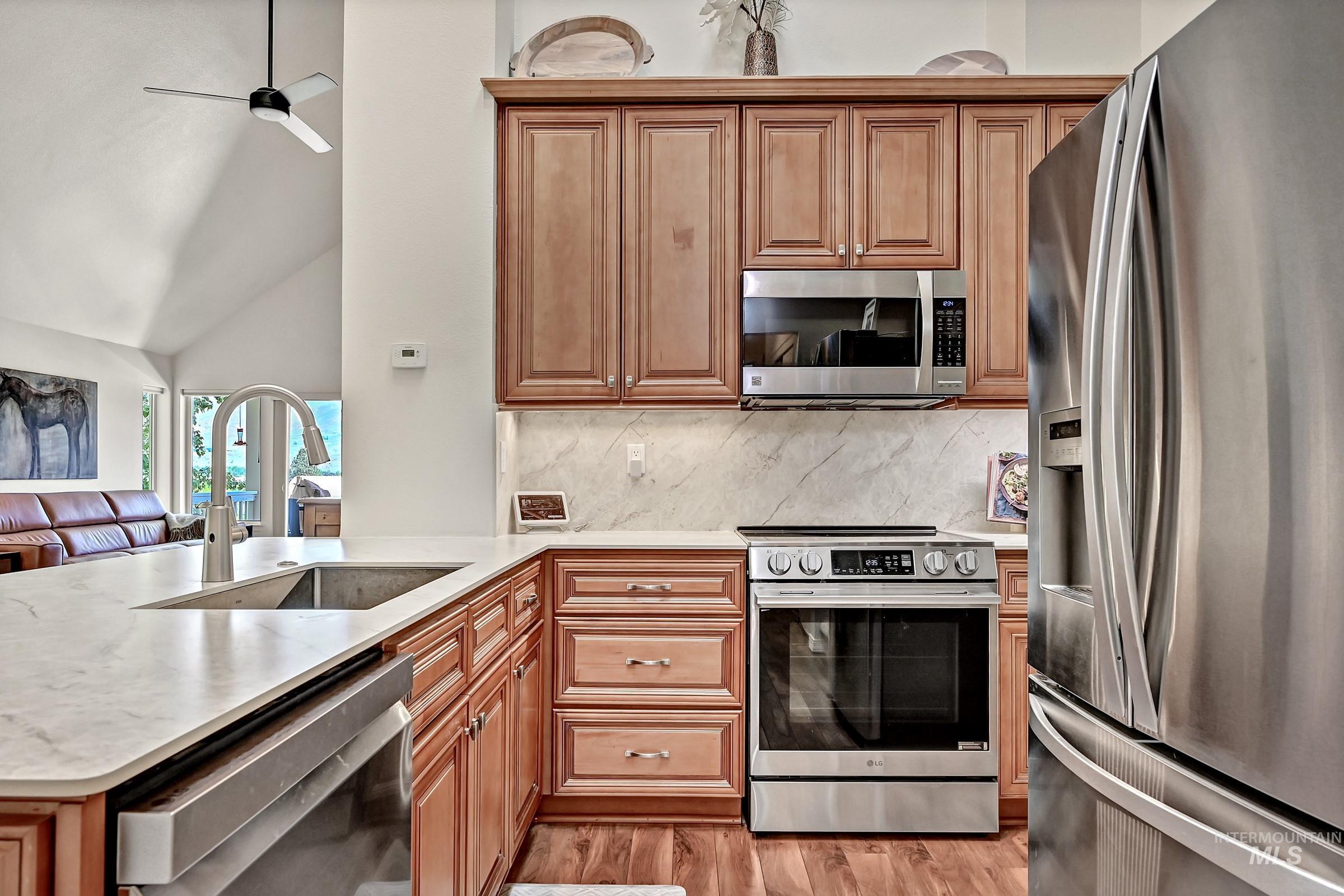 5110 S Surprise Way #202, Boise, Idaho 83716, 2 Bedrooms, 2 Bathrooms, Residential For Sale, Price $534,900,MLS 98985389