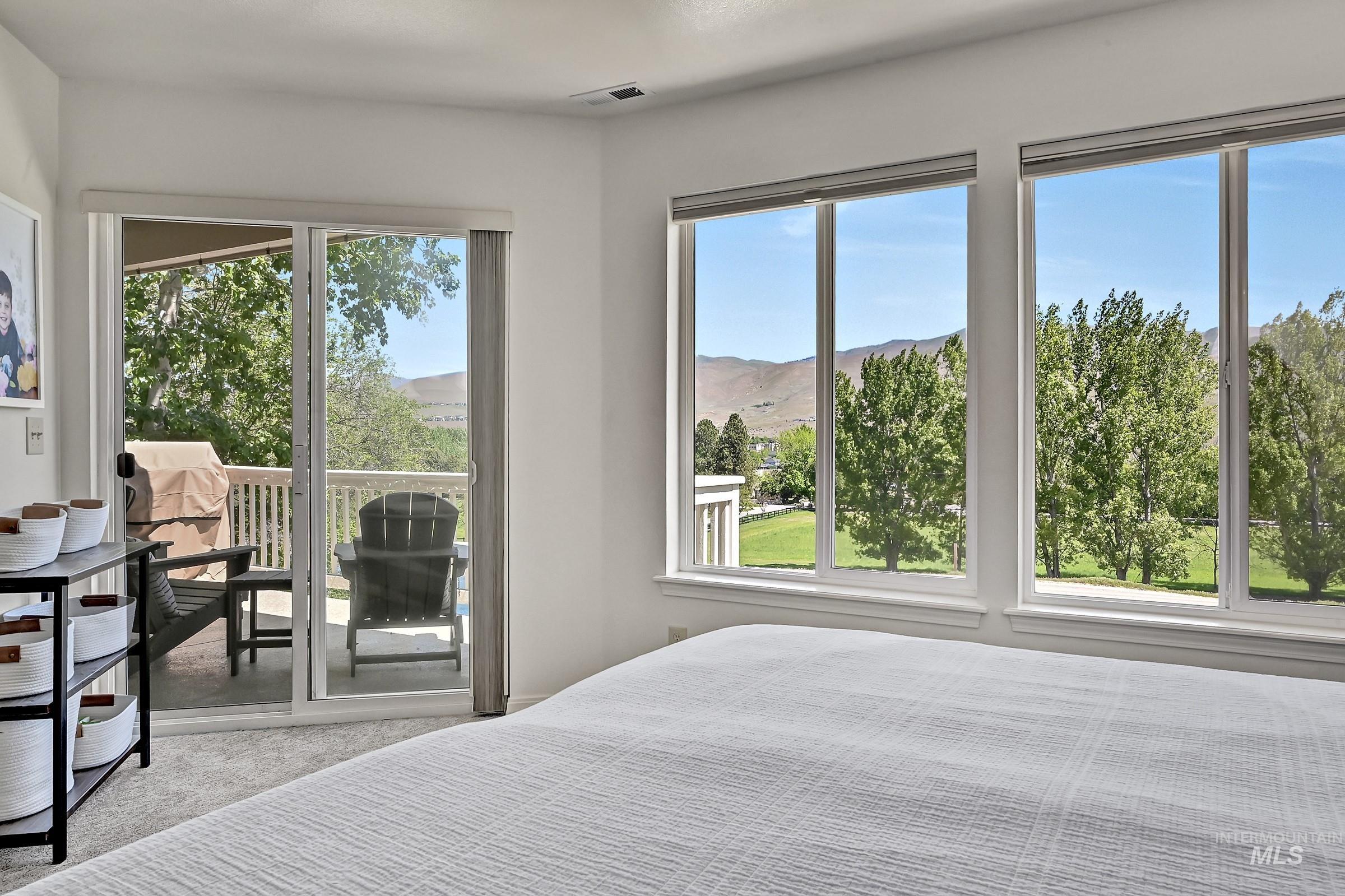 5110 S Surprise Way #202, Boise, Idaho 83716, 2 Bedrooms, 2 Bathrooms, Residential For Sale, Price $534,900,MLS 98985389