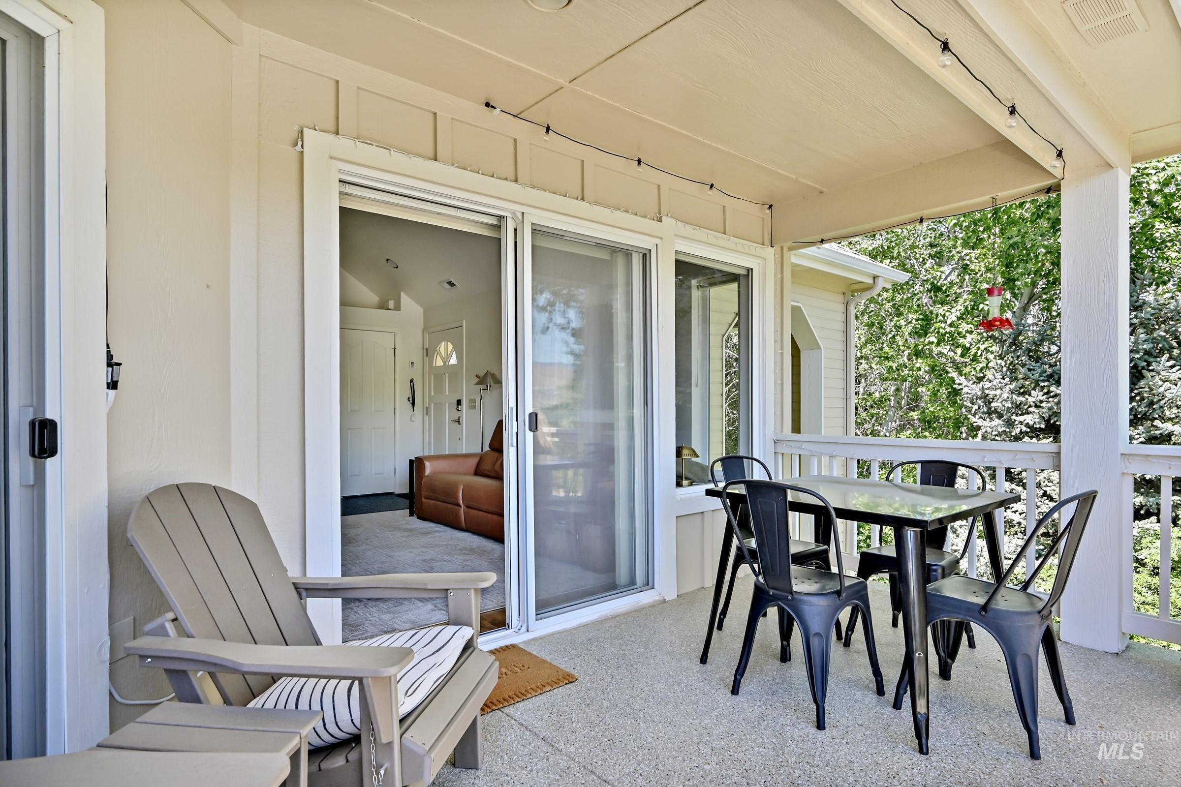 5110 S Surprise Way #202, Boise, Idaho 83716, 2 Bedrooms, 2 Bathrooms, Residential For Sale, Price $534,900,MLS 98985389