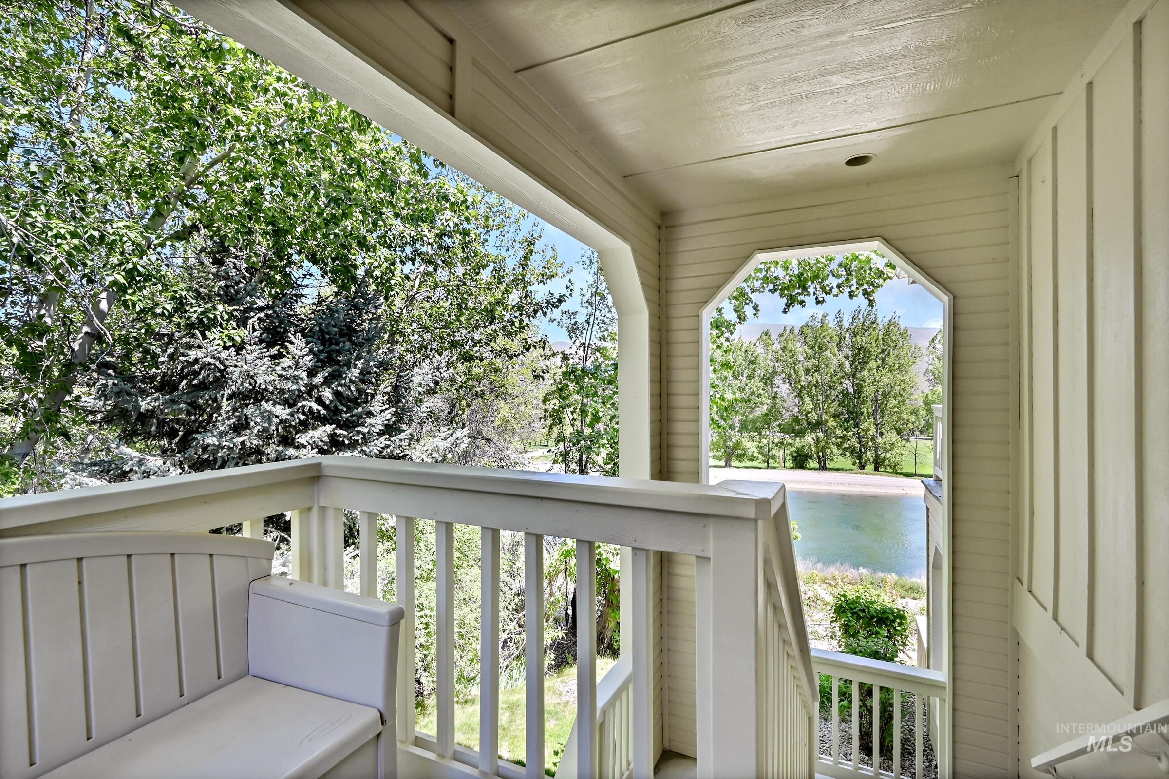 5110 S Surprise Way #202, Boise, Idaho 83716, 2 Bedrooms, 2 Bathrooms, Residential For Sale, Price $534,900,MLS 98985389