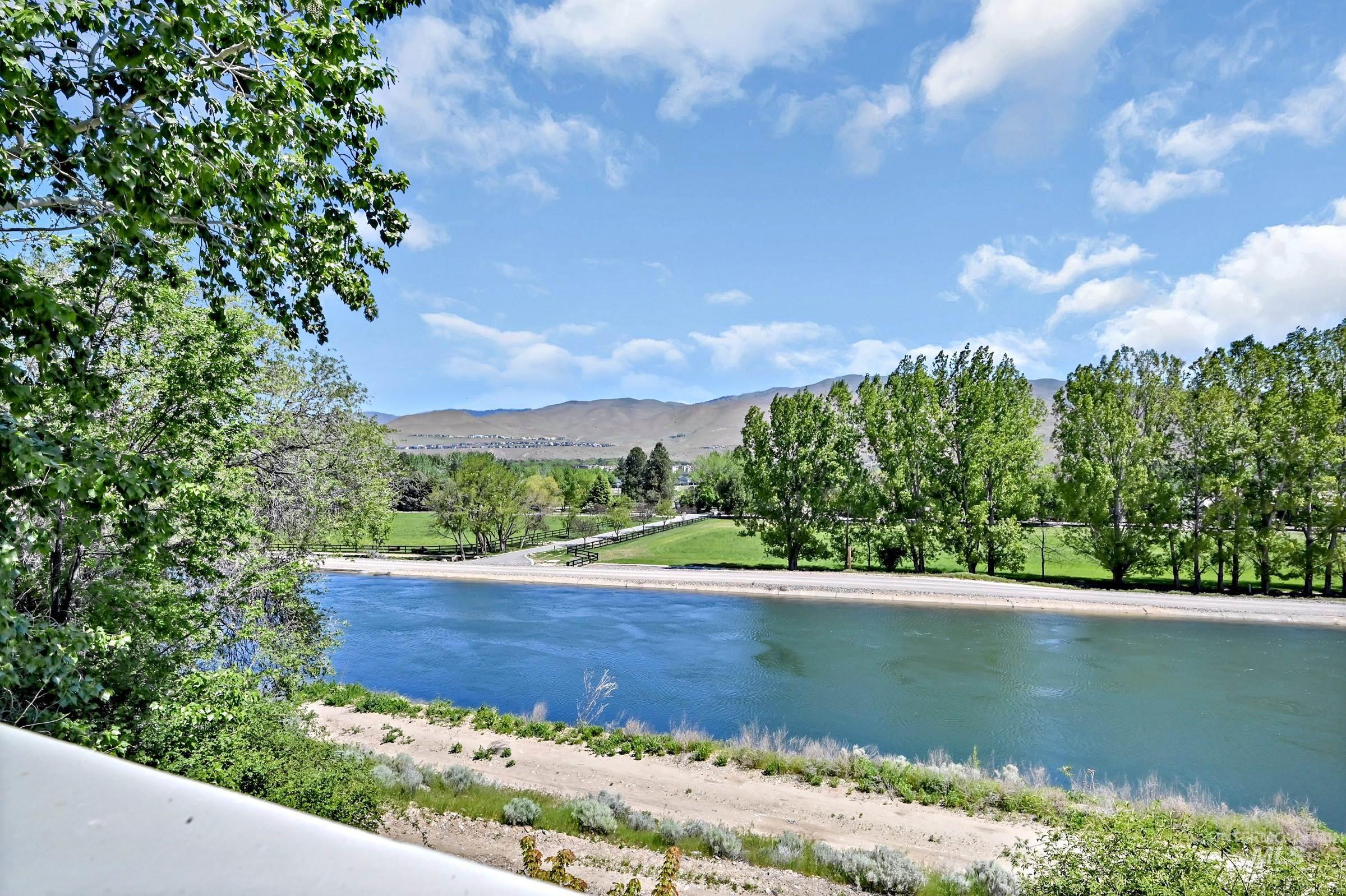 5110 S Surprise Way #202, Boise, Idaho 83716, 2 Bedrooms, 2 Bathrooms, Residential For Sale, Price $534,900,MLS 98985389
