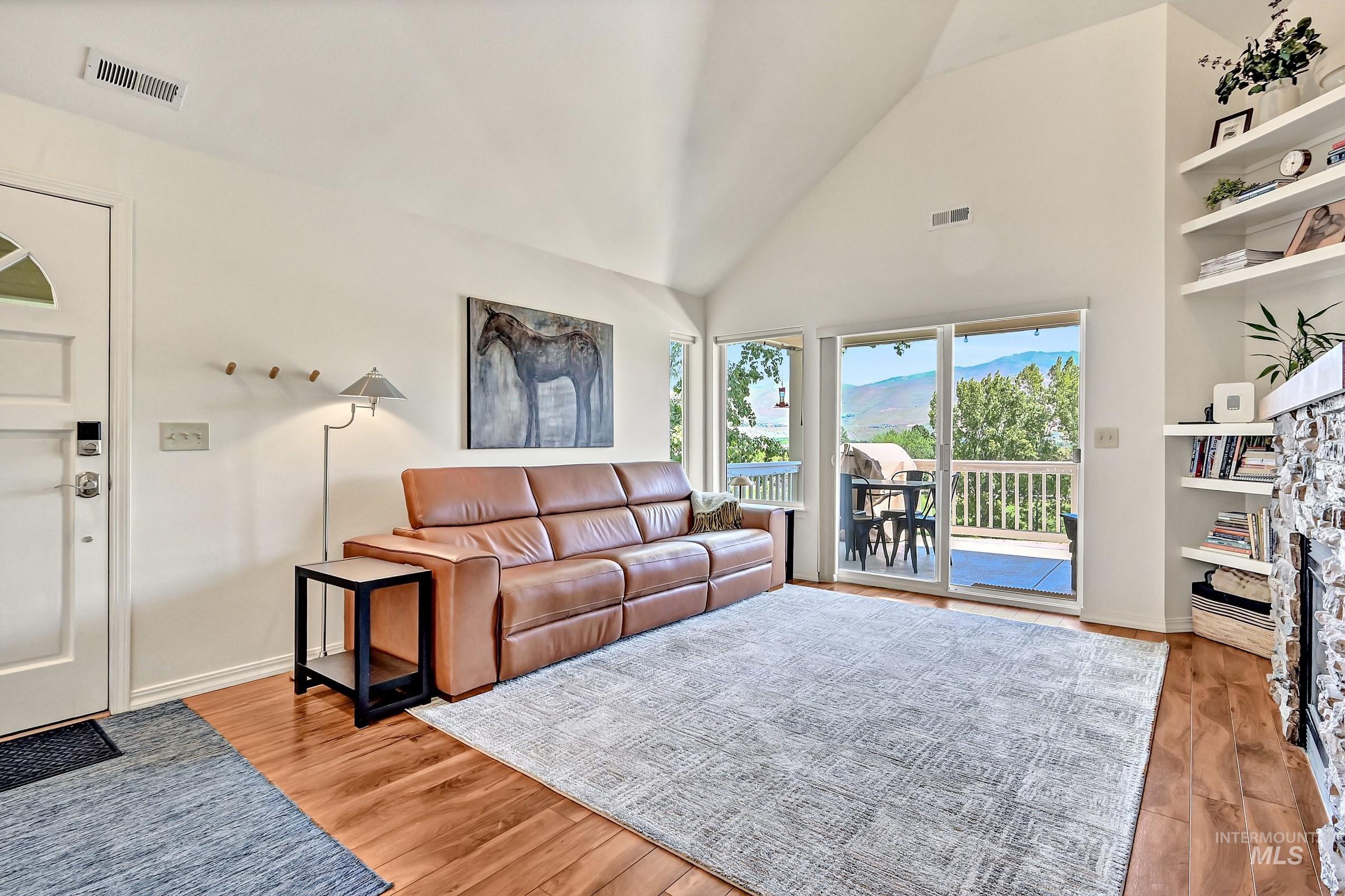 5110 S Surprise Way #202, Boise, Idaho 83716, 2 Bedrooms, 2 Bathrooms, Residential For Sale, Price $534,900,MLS 98985389