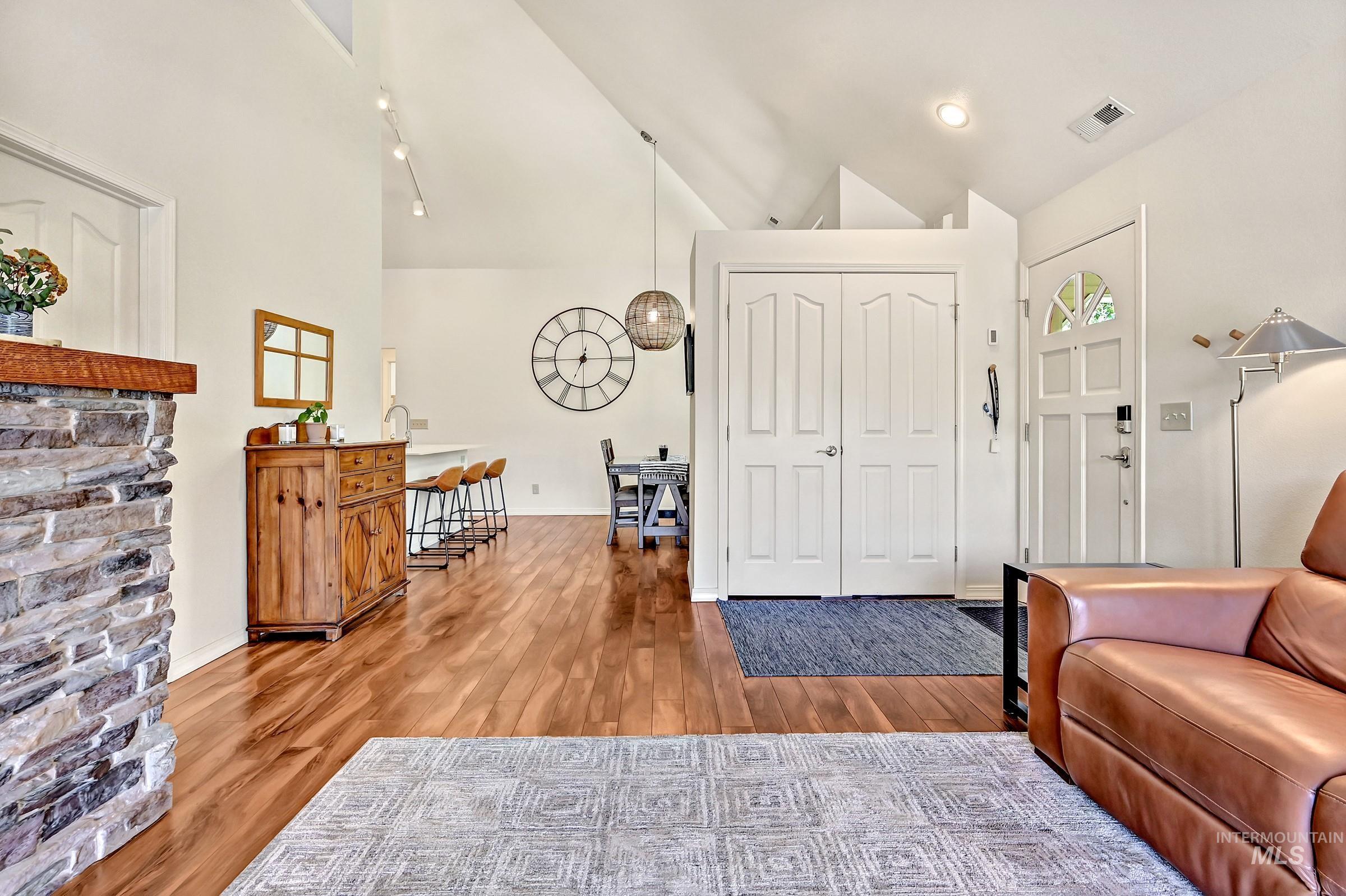 5110 S Surprise Way #202, Boise, Idaho 83716, 2 Bedrooms, 2 Bathrooms, Residential For Sale, Price $534,900,MLS 98985389
