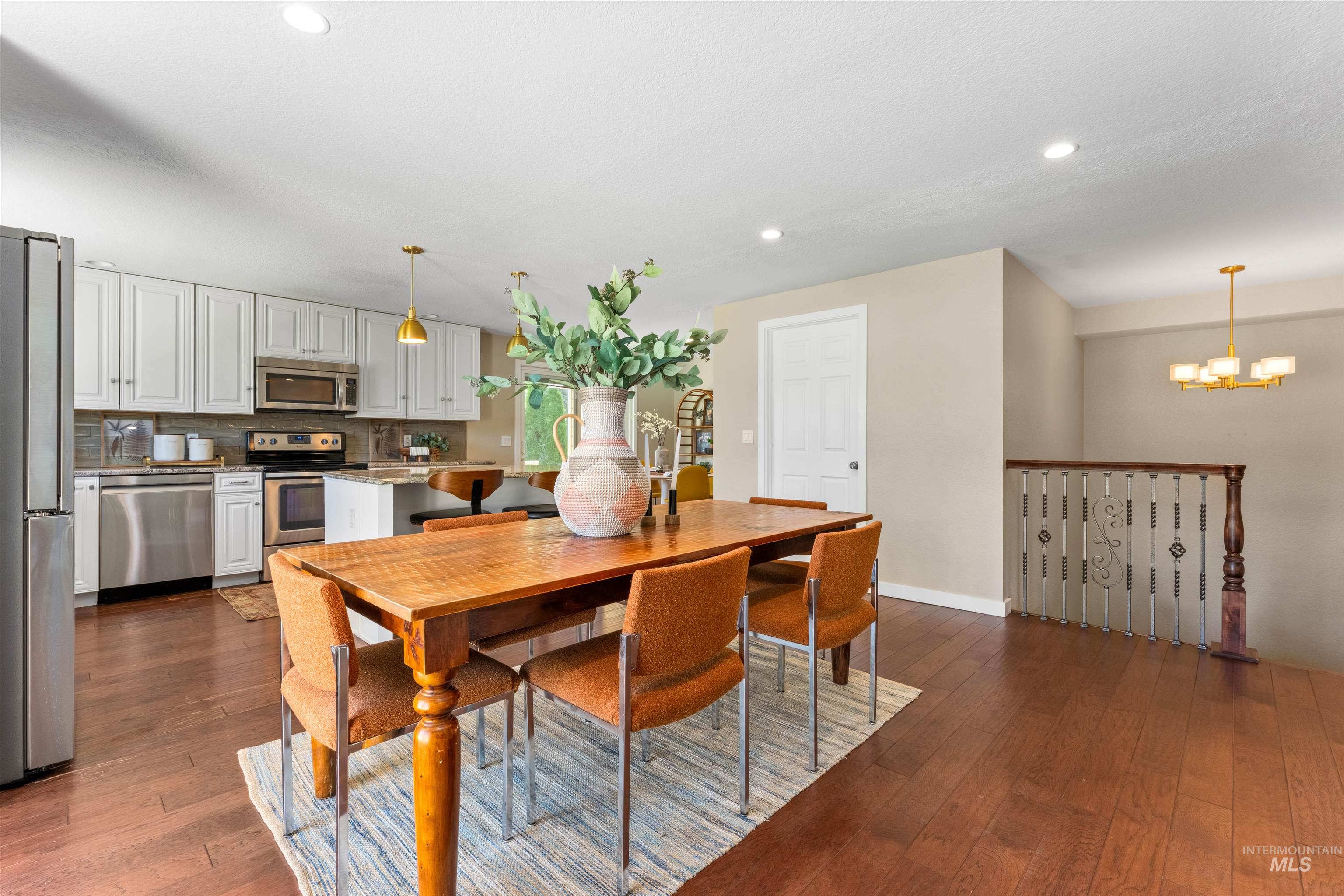 1116 N Eagle Hills Way, Eagle, Idaho 83616, 4 Bedrooms, 3 Bathrooms, Residential For Sale, Price $749,500,MLS 98985390