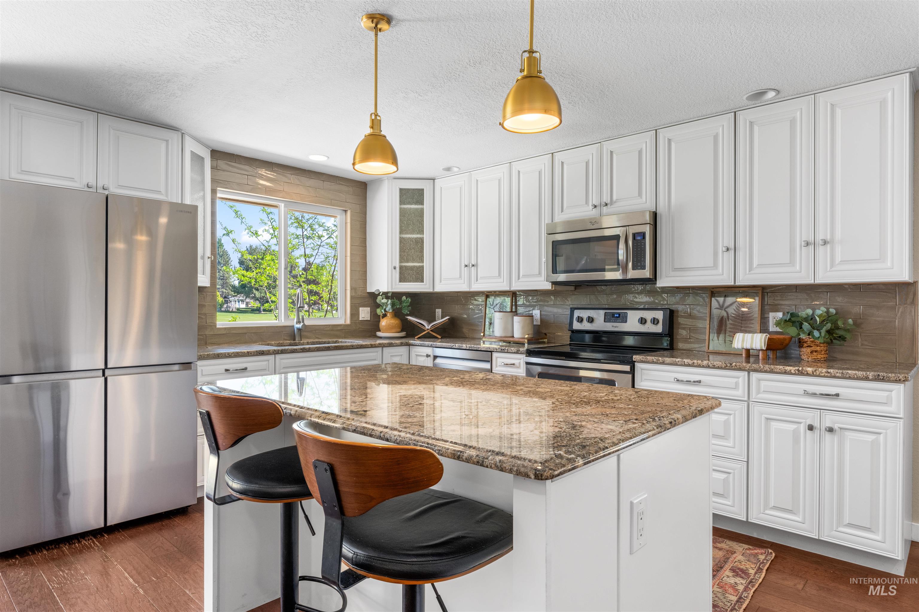 1116 N Eagle Hills Way, Eagle, Idaho 83616, 4 Bedrooms, 3 Bathrooms, Residential For Sale, Price $749,500,MLS 98985390