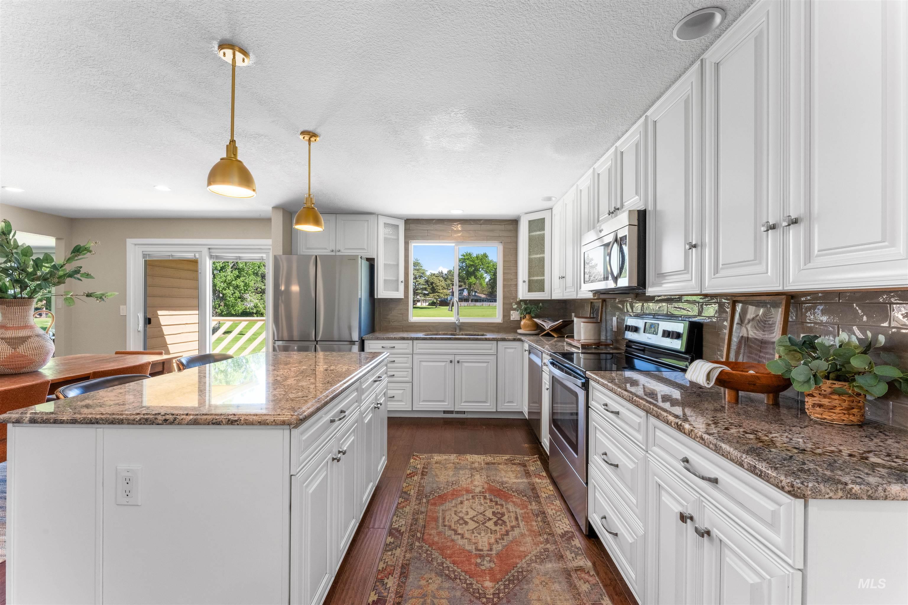 1116 N Eagle Hills Way, Eagle, Idaho 83616, 4 Bedrooms, 3 Bathrooms, Residential For Sale, Price $749,500,MLS 98985390