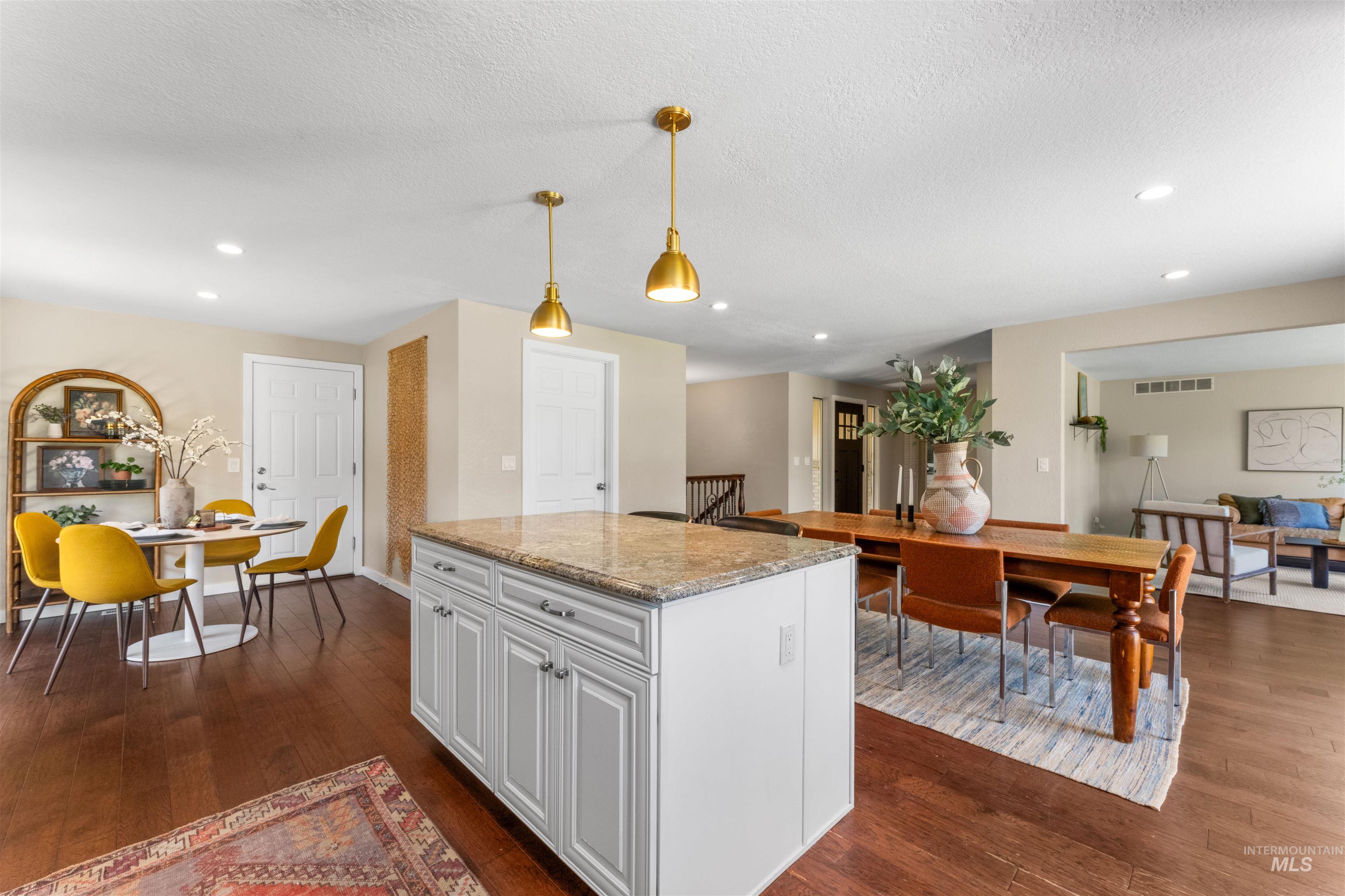1116 N Eagle Hills Way, Eagle, Idaho 83616, 4 Bedrooms, 3 Bathrooms, Residential For Sale, Price $749,500,MLS 98985390