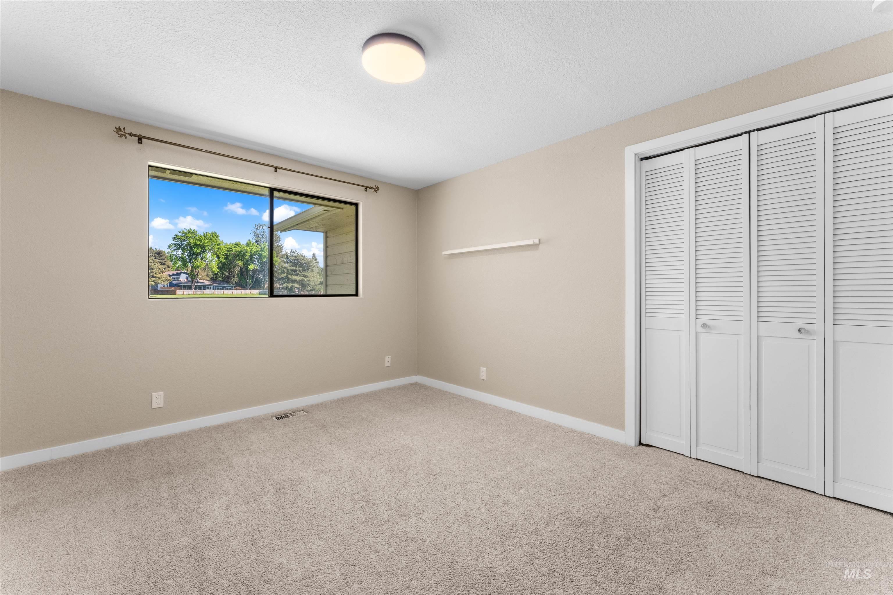 1116 N Eagle Hills Way, Eagle, Idaho 83616, 4 Bedrooms, 3 Bathrooms, Residential For Sale, Price $749,500,MLS 98985390