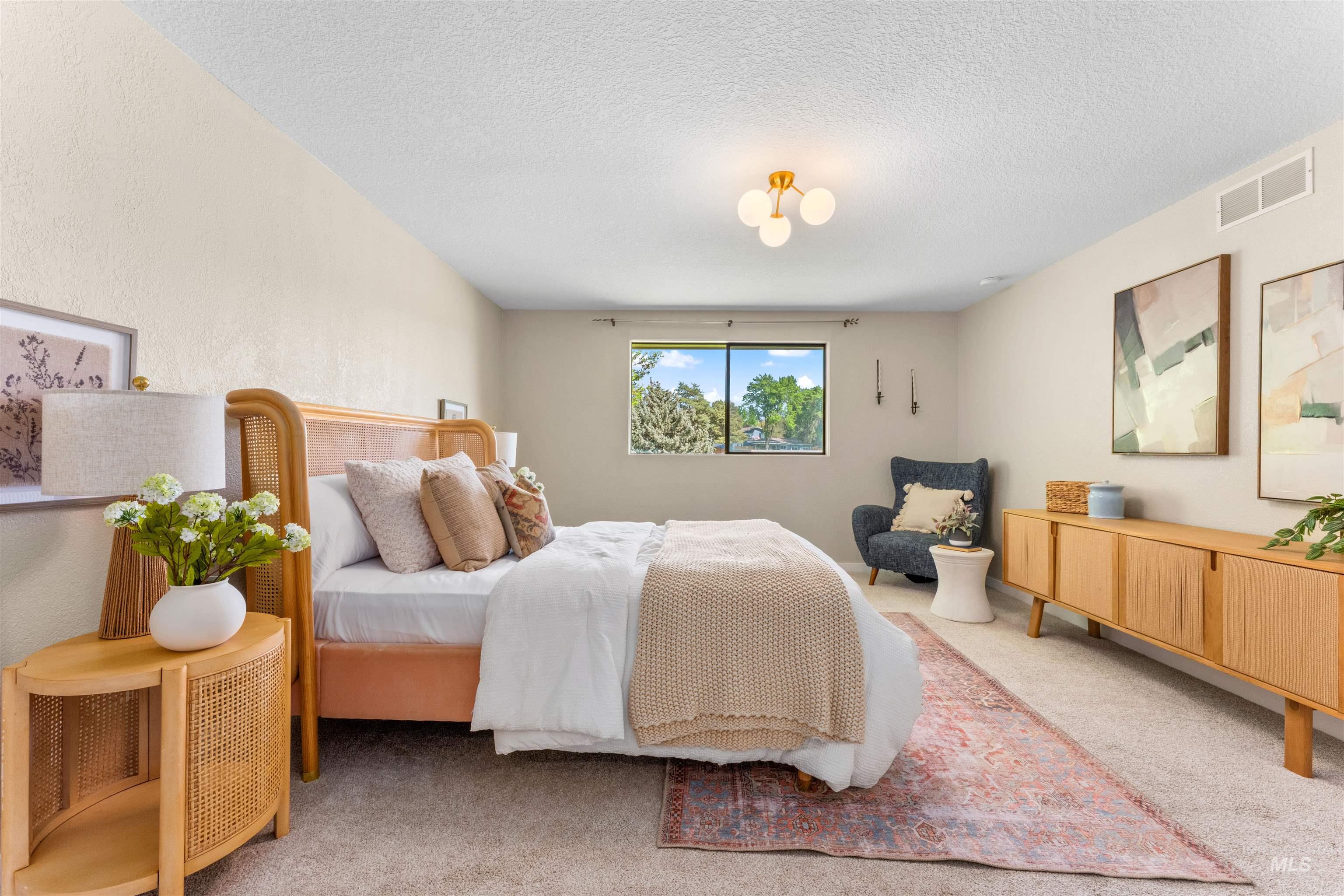 1116 N Eagle Hills Way, Eagle, Idaho 83616, 4 Bedrooms, 3 Bathrooms, Residential For Sale, Price $749,500,MLS 98985390