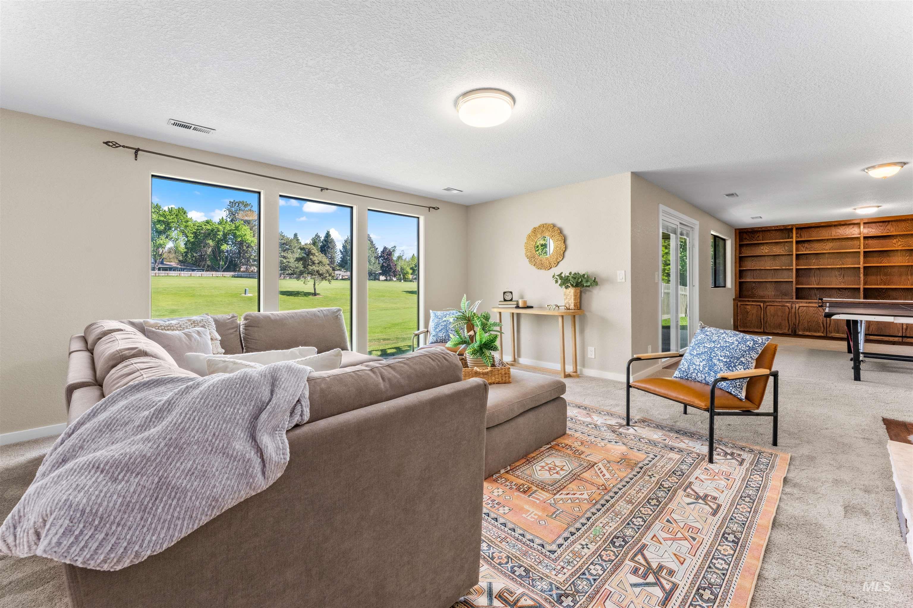 1116 N Eagle Hills Way, Eagle, Idaho 83616, 4 Bedrooms, 3 Bathrooms, Residential For Sale, Price $749,500,MLS 98985390