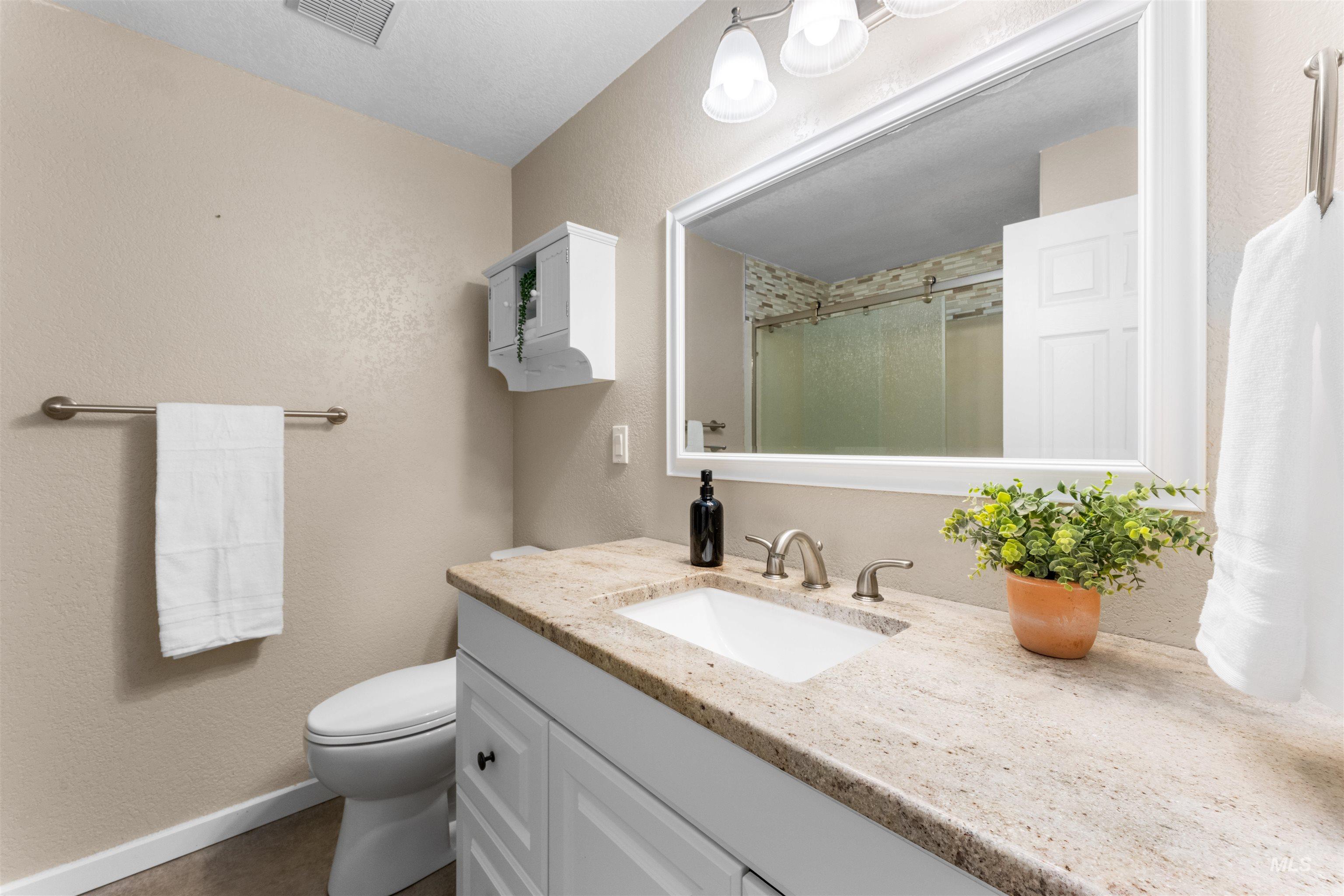 1116 N Eagle Hills Way, Eagle, Idaho 83616, 4 Bedrooms, 3 Bathrooms, Residential For Sale, Price $749,500,MLS 98985390