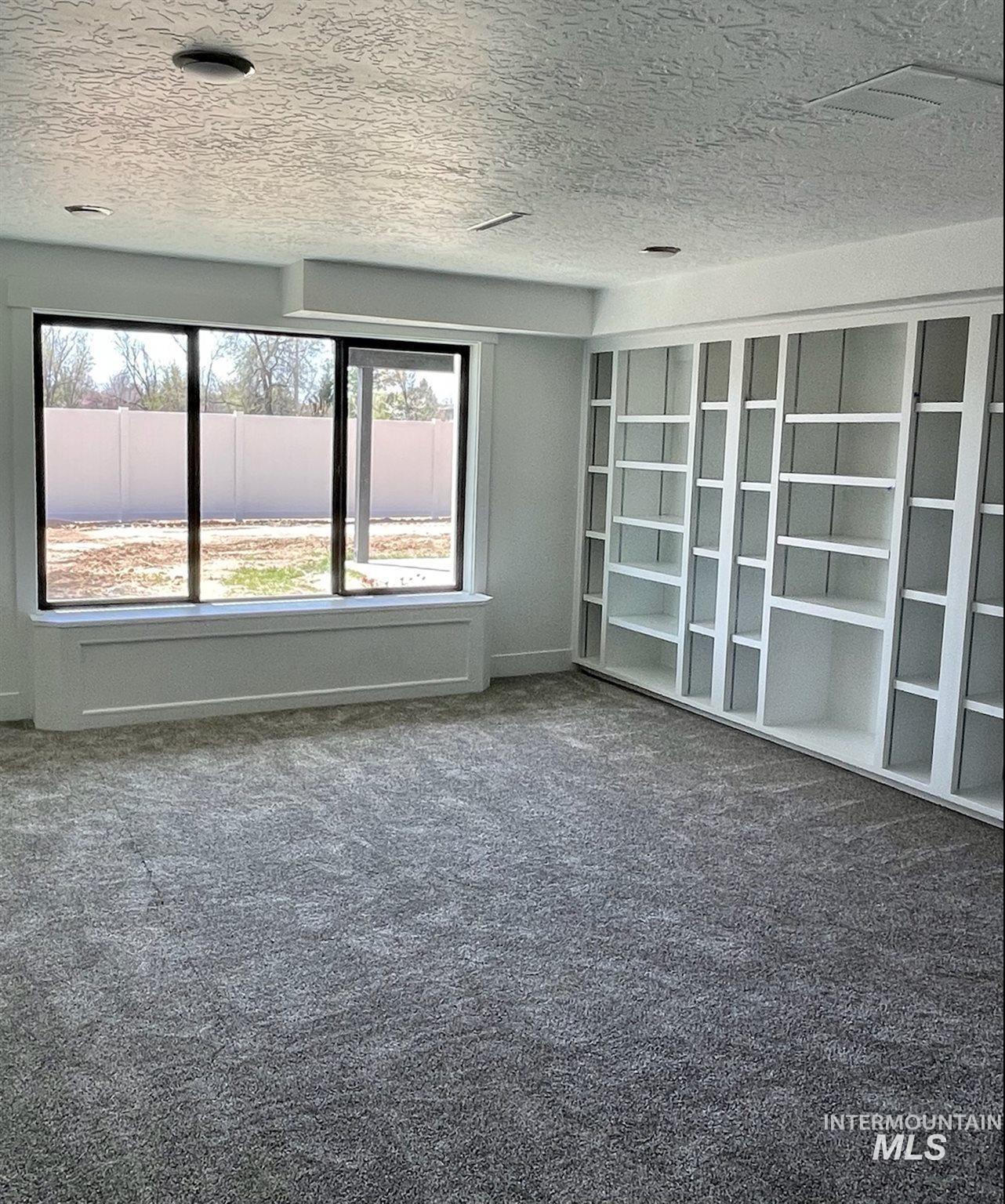 87 S Boundary St, Nampa, Idaho 83651, 3 Bedrooms, 2 Bathrooms, Residential For Sale, Price $799,900,MLS 98985393