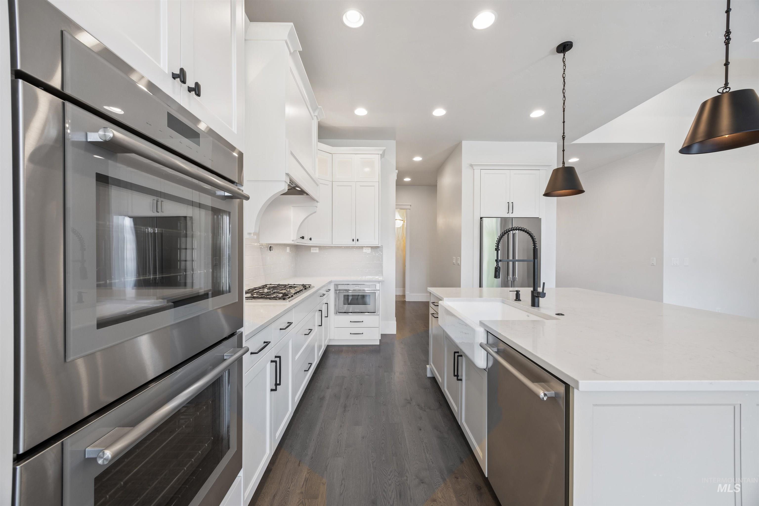 3873 E Mardia St, Meridian, Idaho 83642-5482, 3 Bedrooms, 2.5 Bathrooms, Residential For Sale, Price $824,777,MLS 98985395