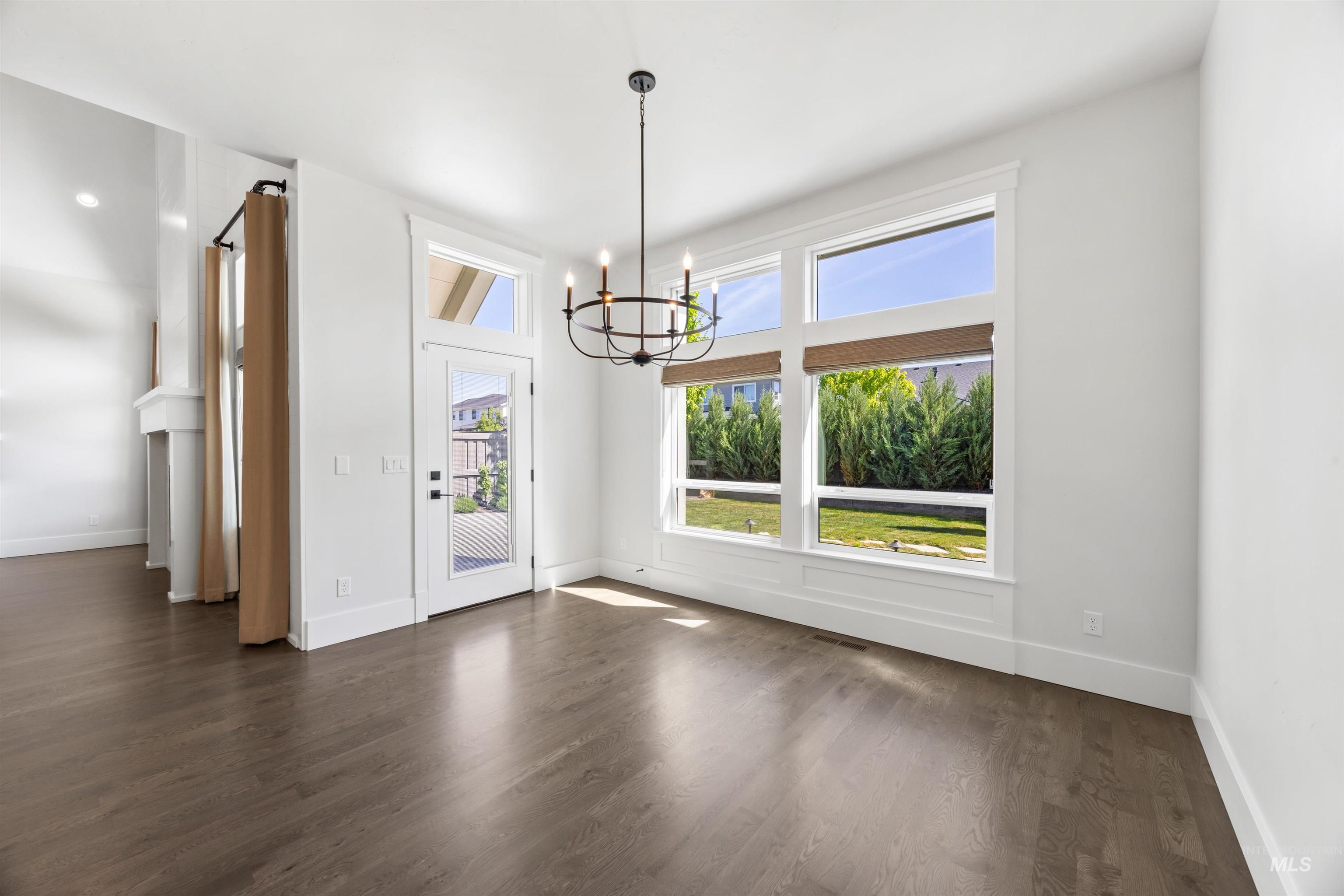 3873 E Mardia St, Meridian, Idaho 83642-5482, 3 Bedrooms, 2.5 Bathrooms, Residential For Sale, Price $824,777,MLS 98985395