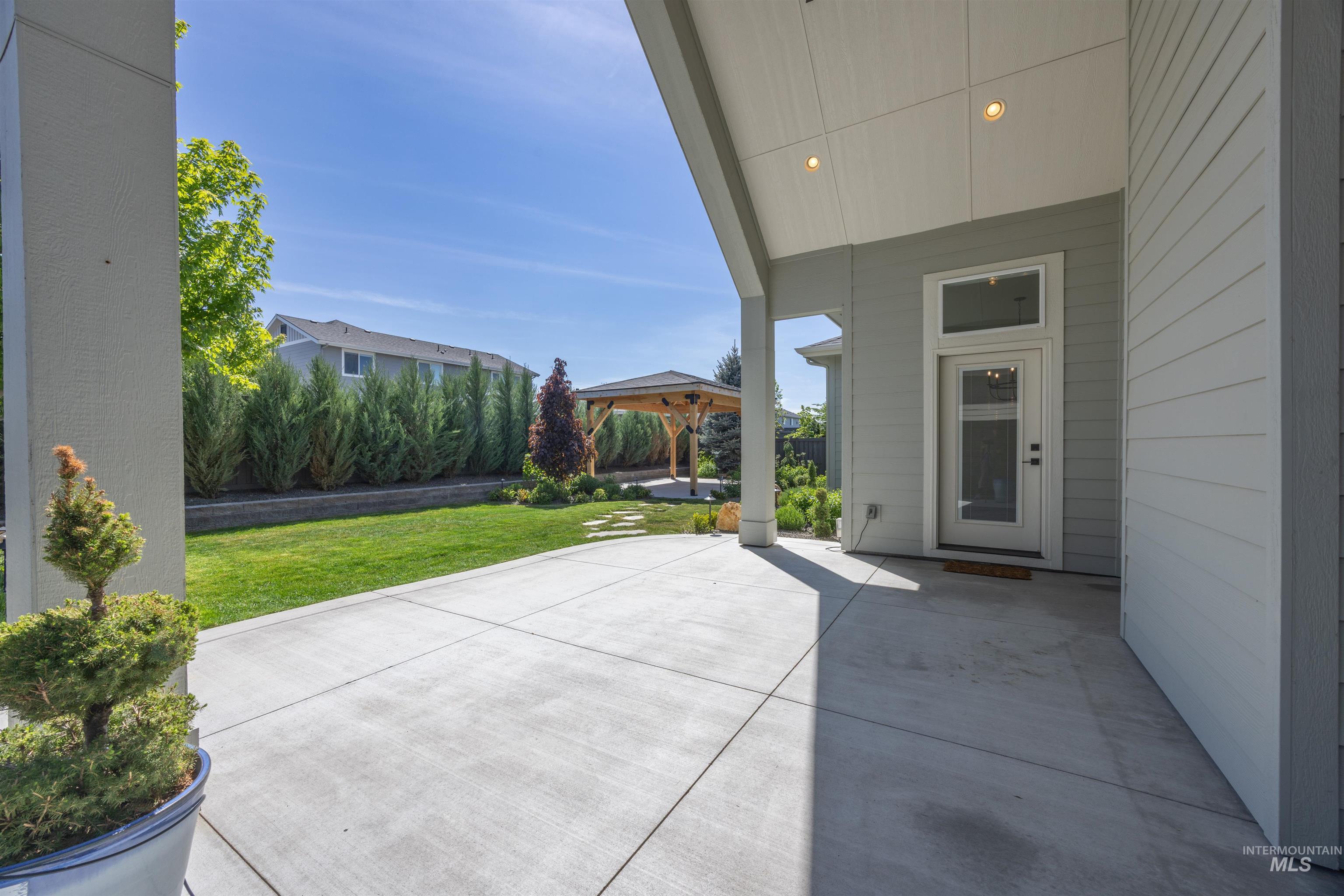 3873 E Mardia St, Meridian, Idaho 83642-5482, 3 Bedrooms, 2.5 Bathrooms, Residential For Sale, Price $824,777,MLS 98985395