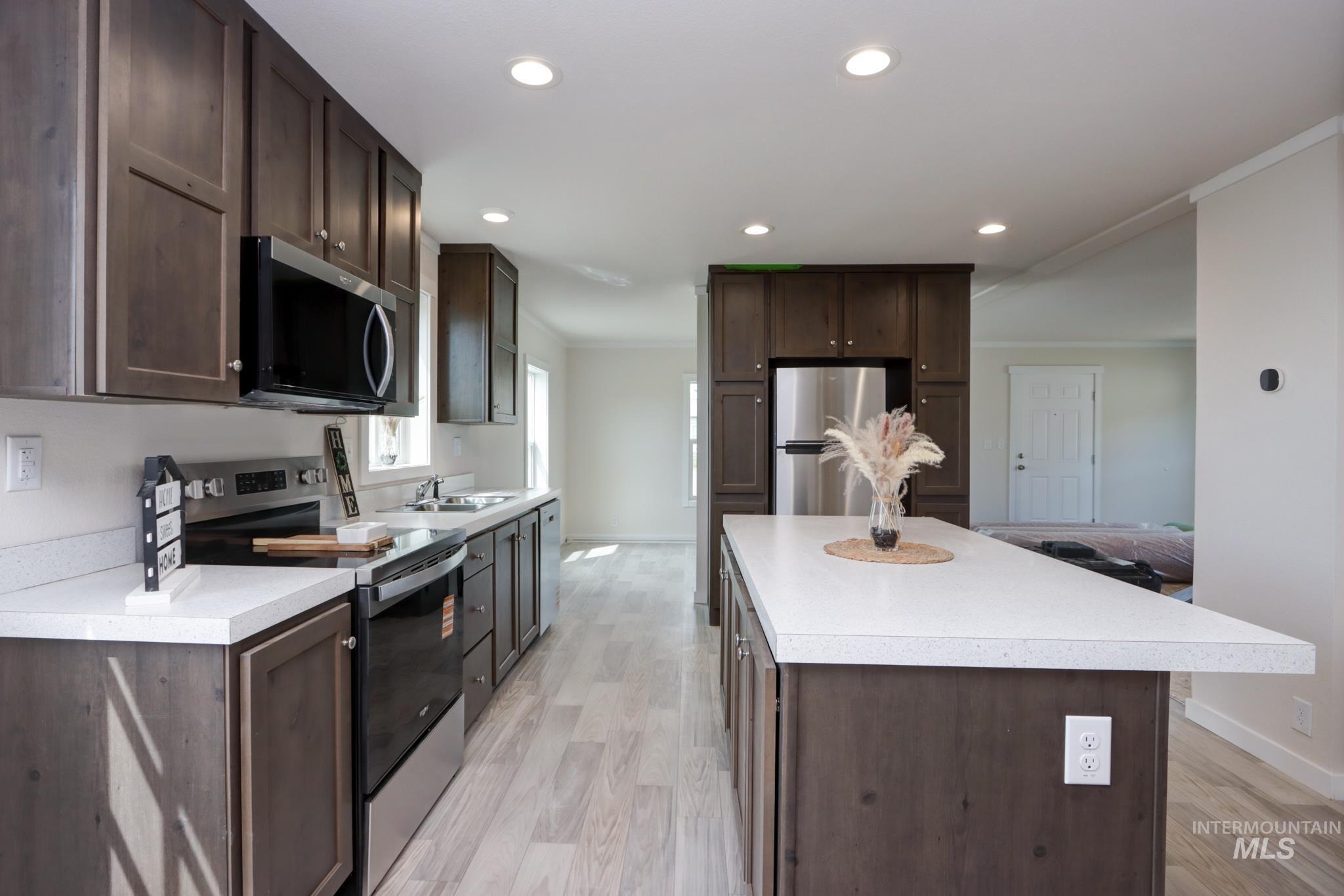 494 Elm St, Vale, Oregon 97918, 3 Bedrooms, 2 Bathrooms, Residential For Sale, Price $249,900, 98985399