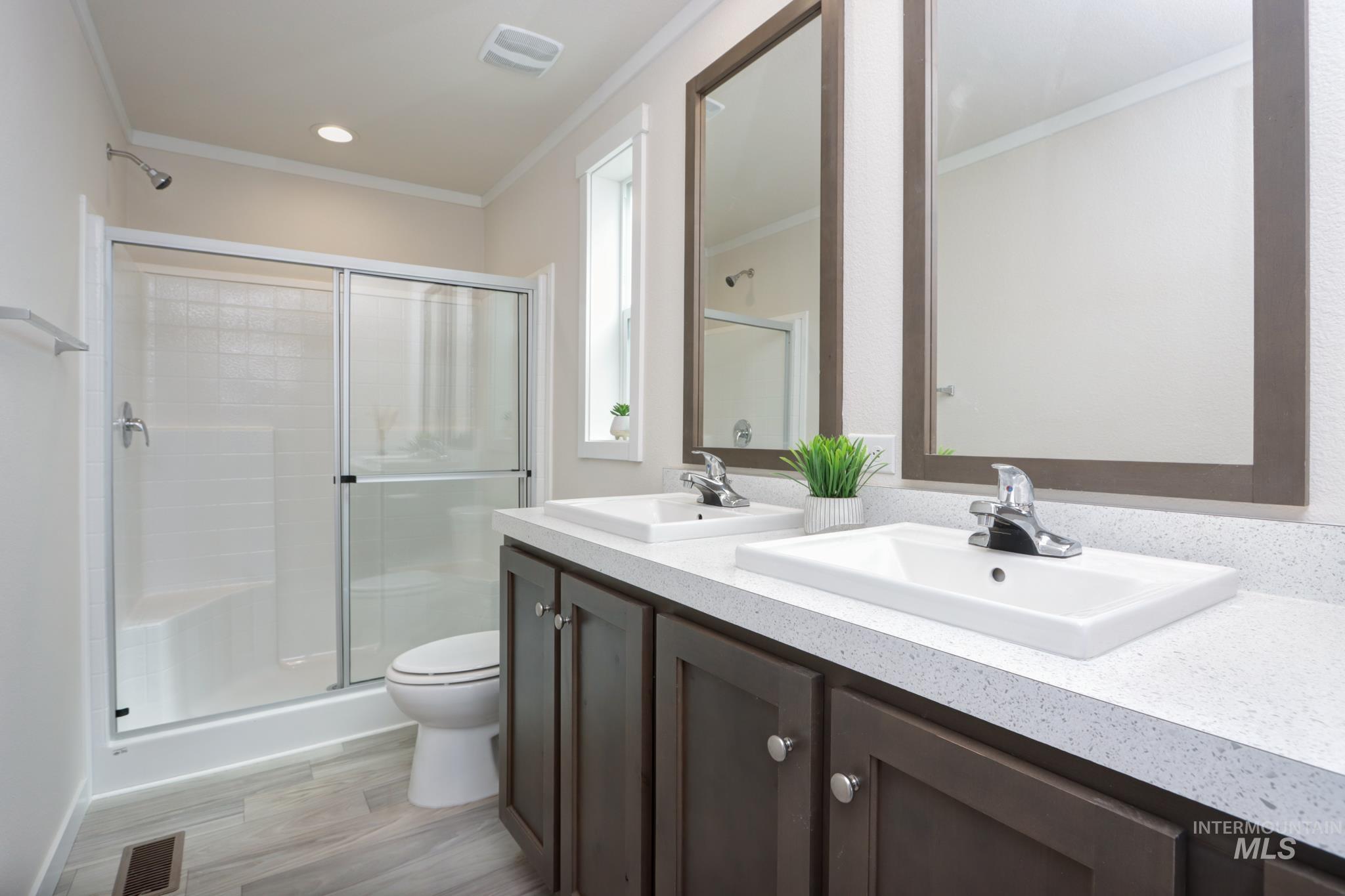494 Elm St, Vale, Oregon 97918, 3 Bedrooms, 2 Bathrooms, Residential For Sale, Price $249,900, 98985399