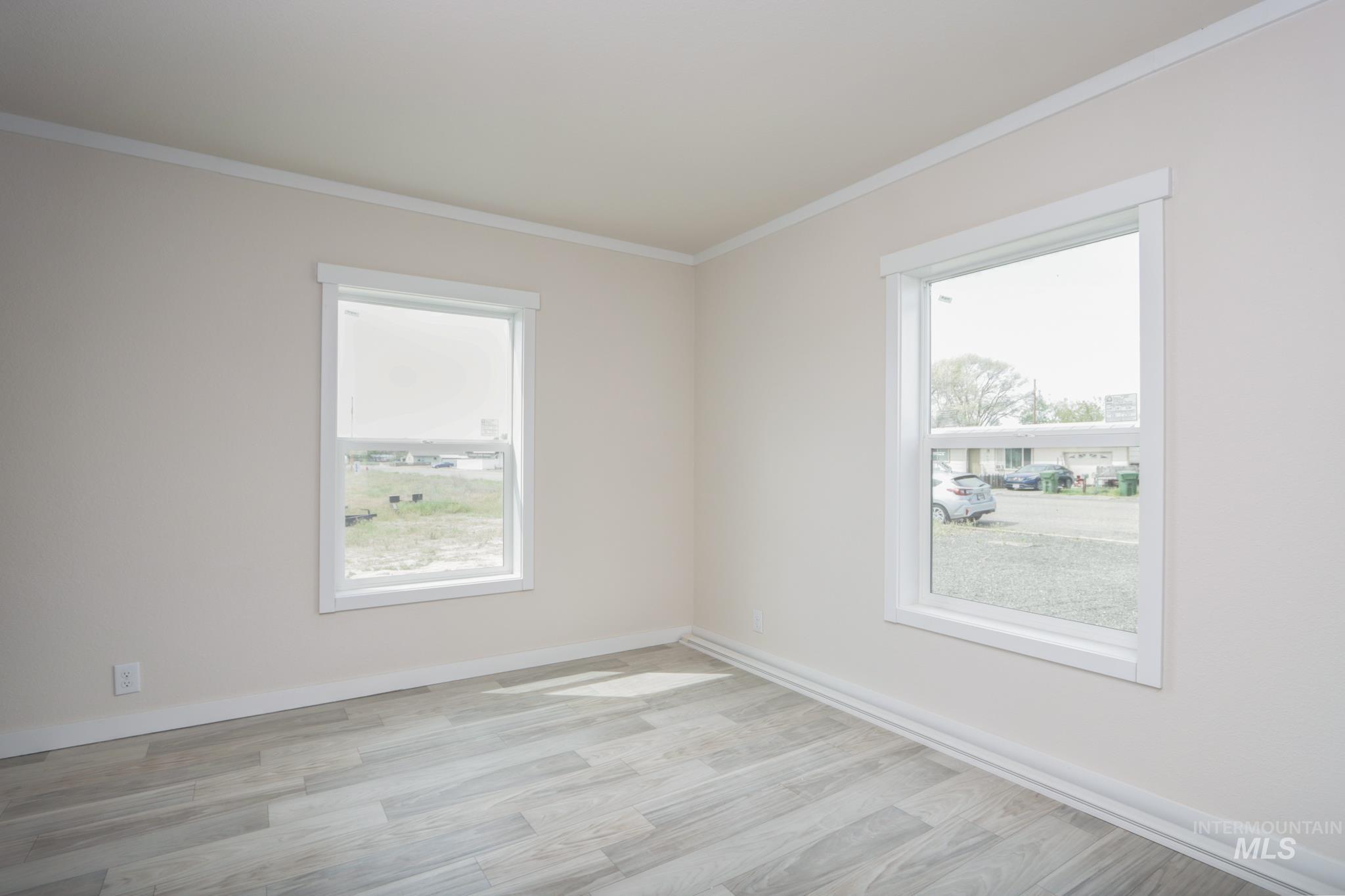 494 Elm St, Vale, Oregon 97918, 3 Bedrooms, 2 Bathrooms, Residential For Sale, Price $249,900,MLS 98985399