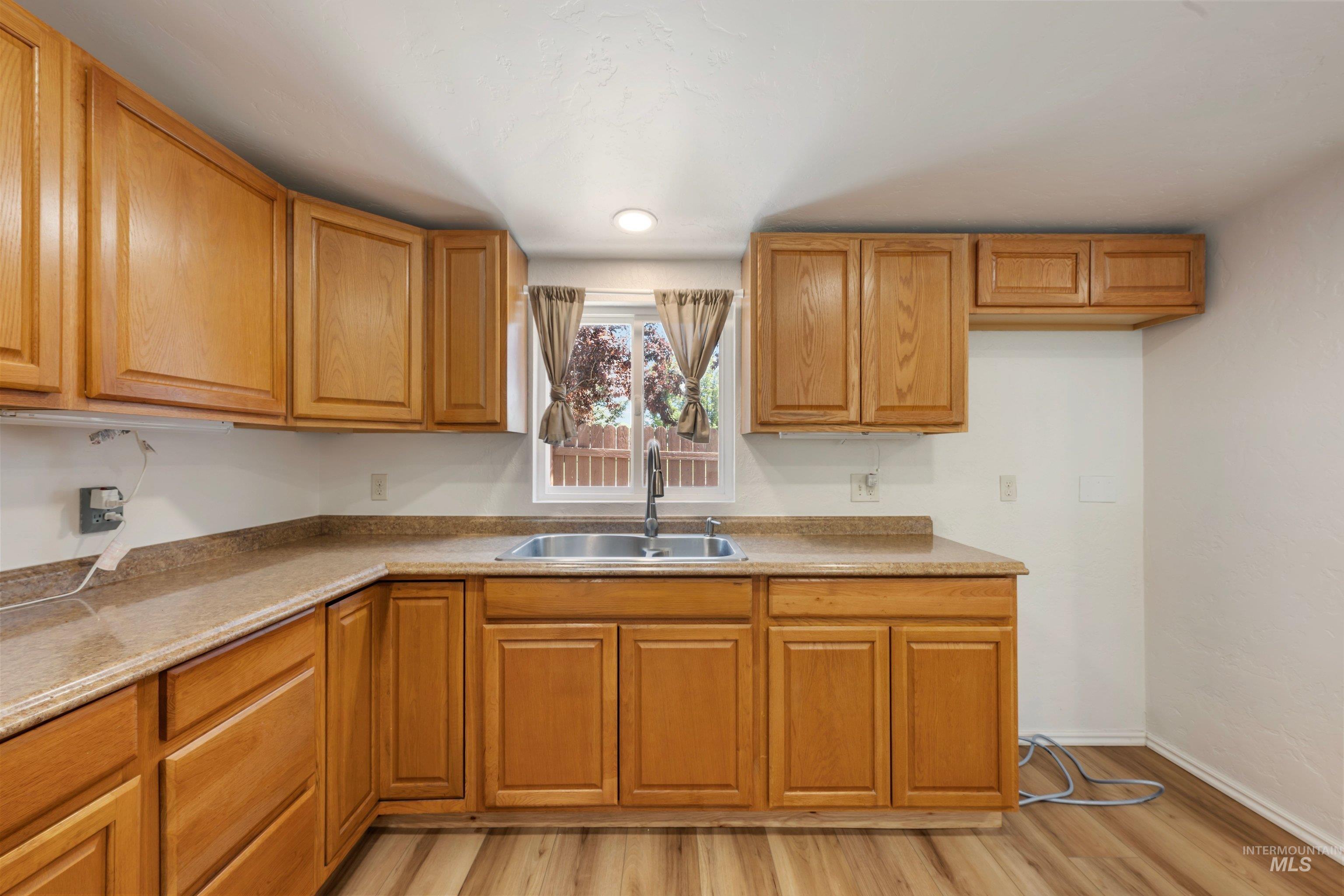 11761 Moss Ln., Nampa, Idaho 83651, 3 Bedrooms, 2 Bathrooms, Residential For Sale, Price $589,900,MLS 98985400
