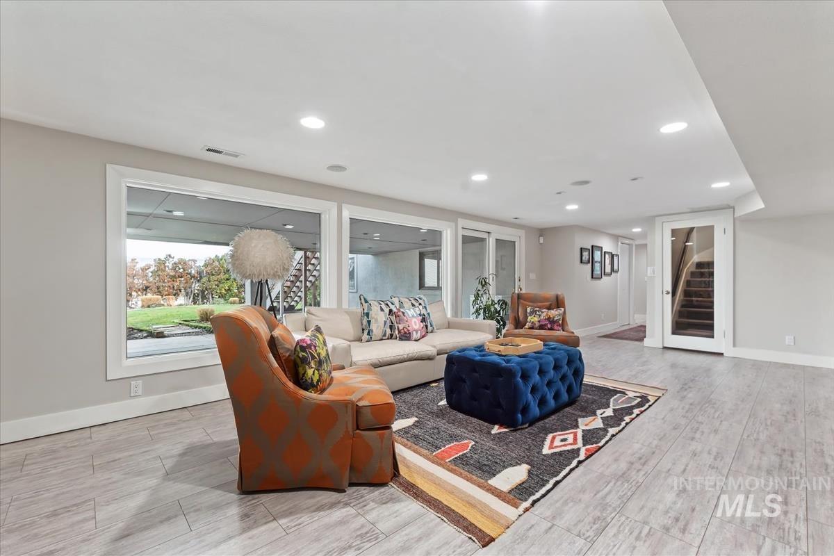 4814 W Roberts Rd, Boise, Idaho 83705, 5 Bedrooms, 4 Bathrooms, Residential For Sale, Price $1,674,000,MLS 98985401