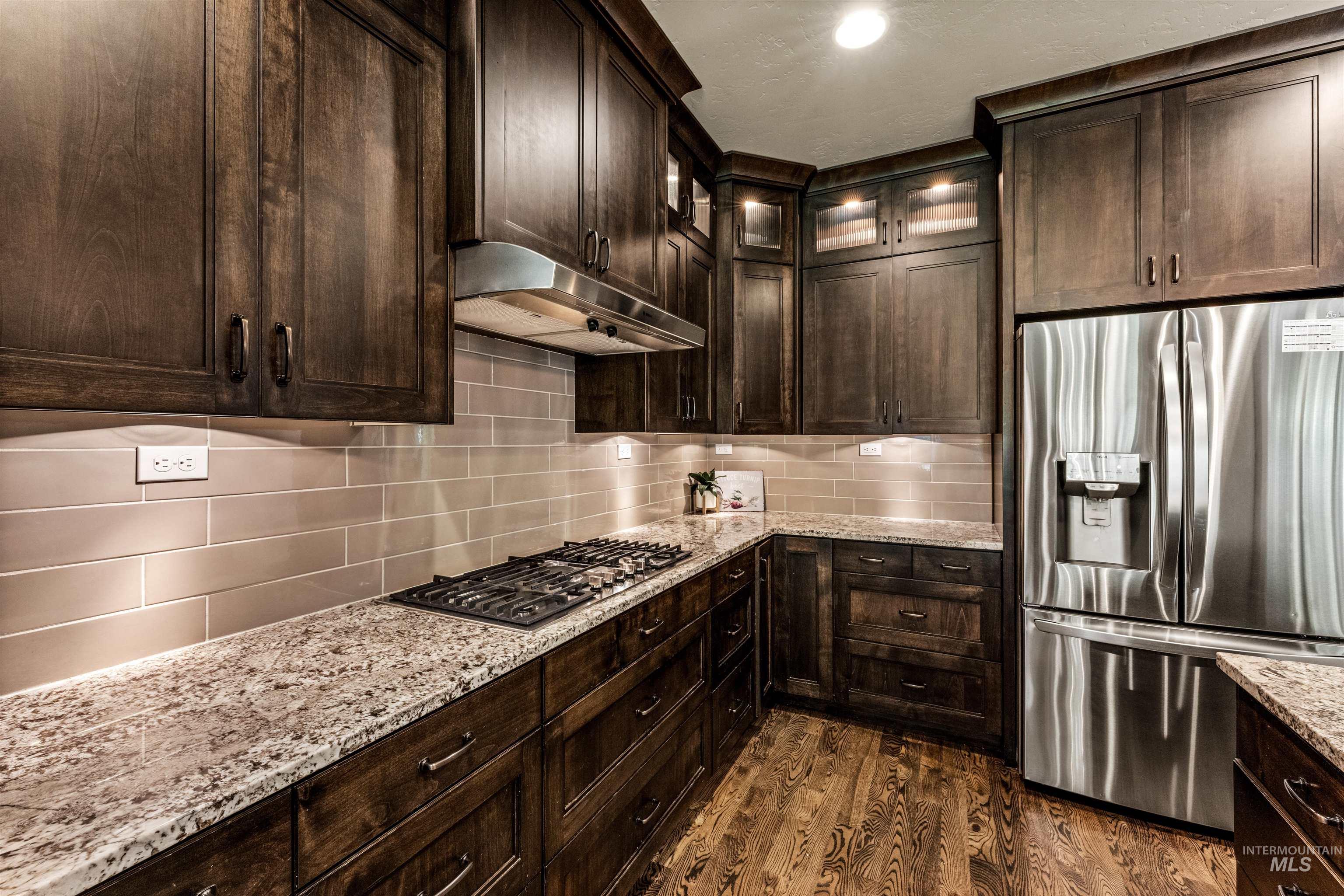 6041 N Mitchum Ave., Meridian, Idaho 83646, 5 Bedrooms, 2.5 Bathrooms, Residential For Sale, Price $814,499,MLS 98985402