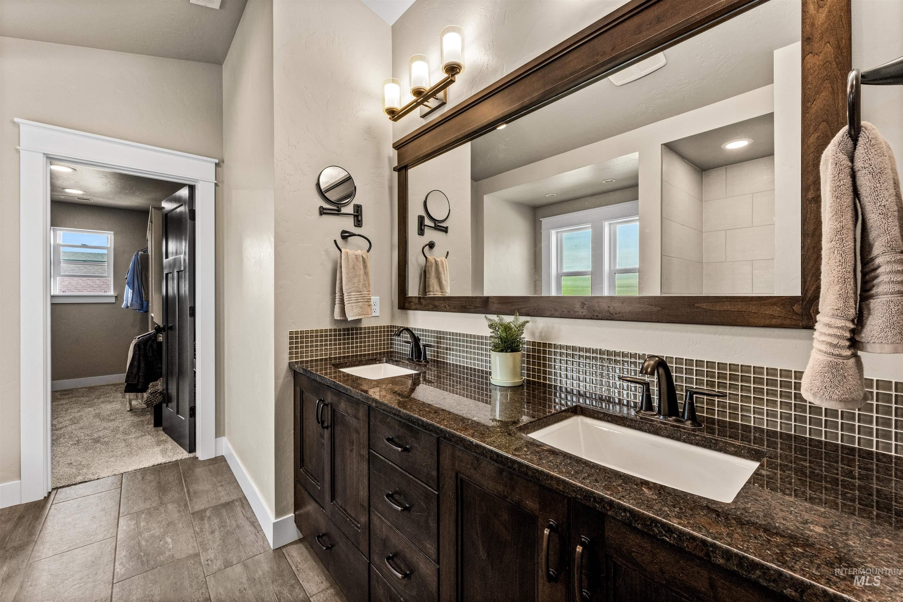 6041 N Mitchum Ave., Meridian, Idaho 83646, 5 Bedrooms, 2.5 Bathrooms, Residential For Sale, Price $814,499,MLS 98985402