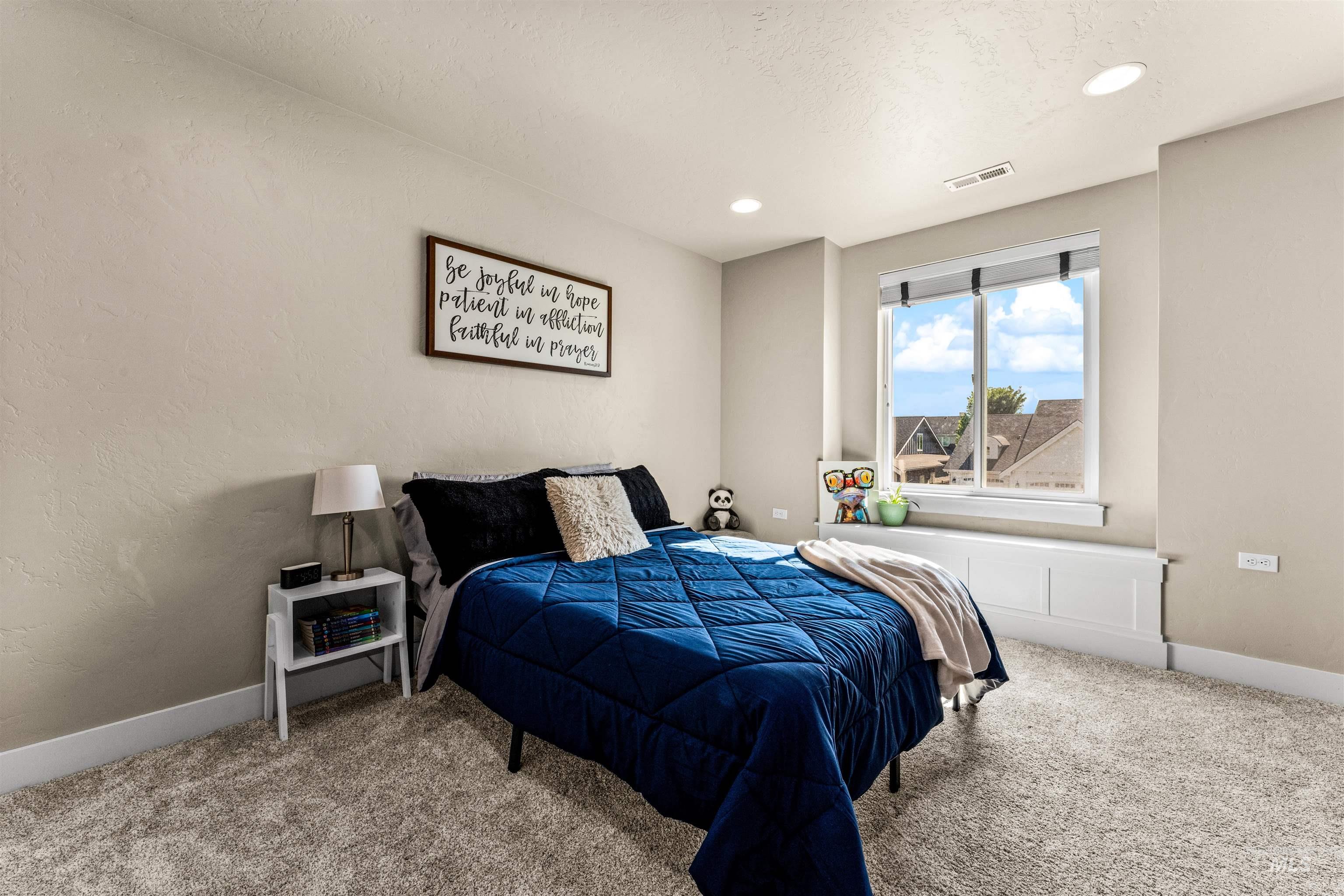 6041 N Mitchum Ave., Meridian, Idaho 83646, 5 Bedrooms, 2.5 Bathrooms, Residential For Sale, Price $814,499,MLS 98985402