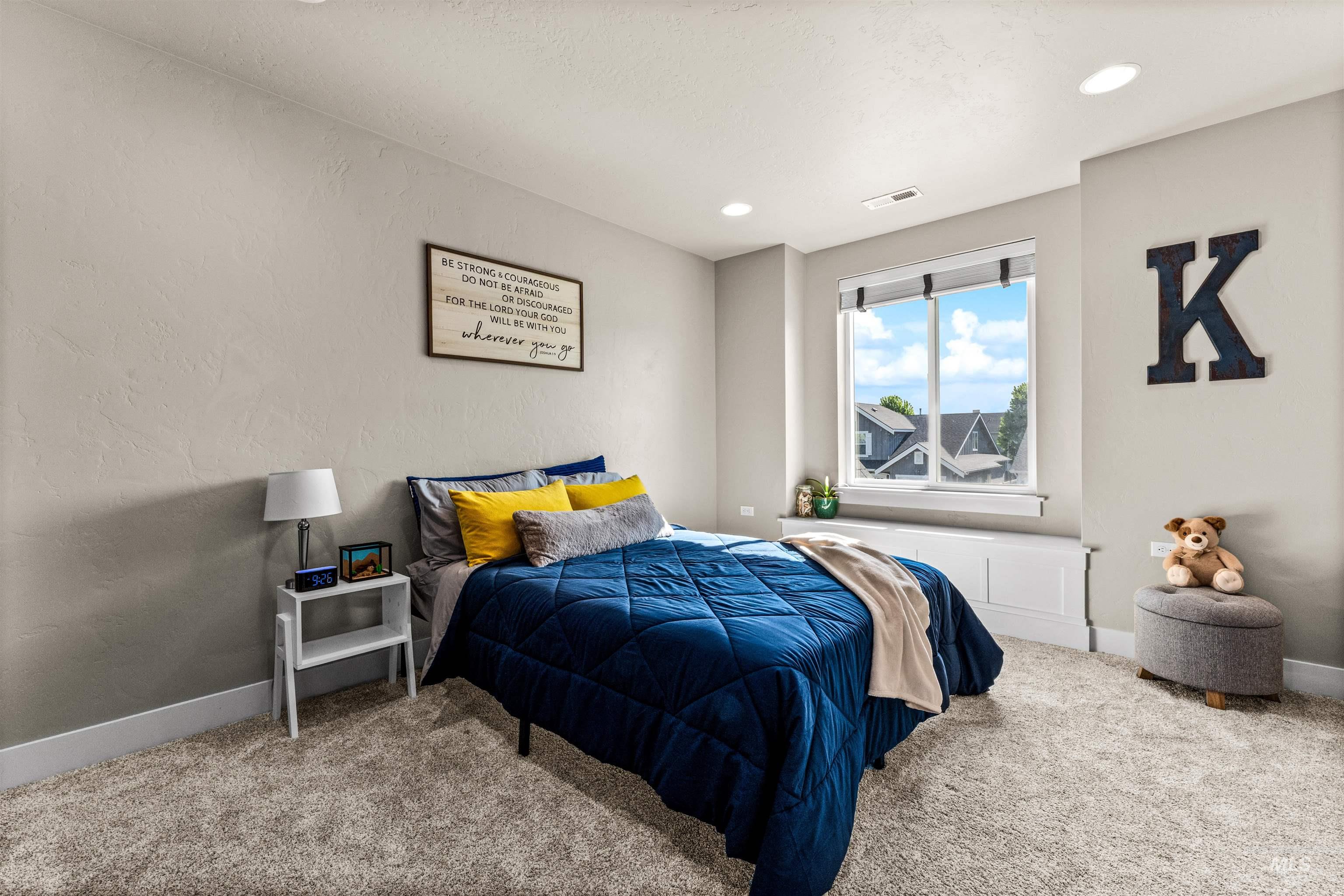 6041 N Mitchum Ave., Meridian, Idaho 83646, 5 Bedrooms, 2.5 Bathrooms, Residential For Sale, Price $814,499,MLS 98985402