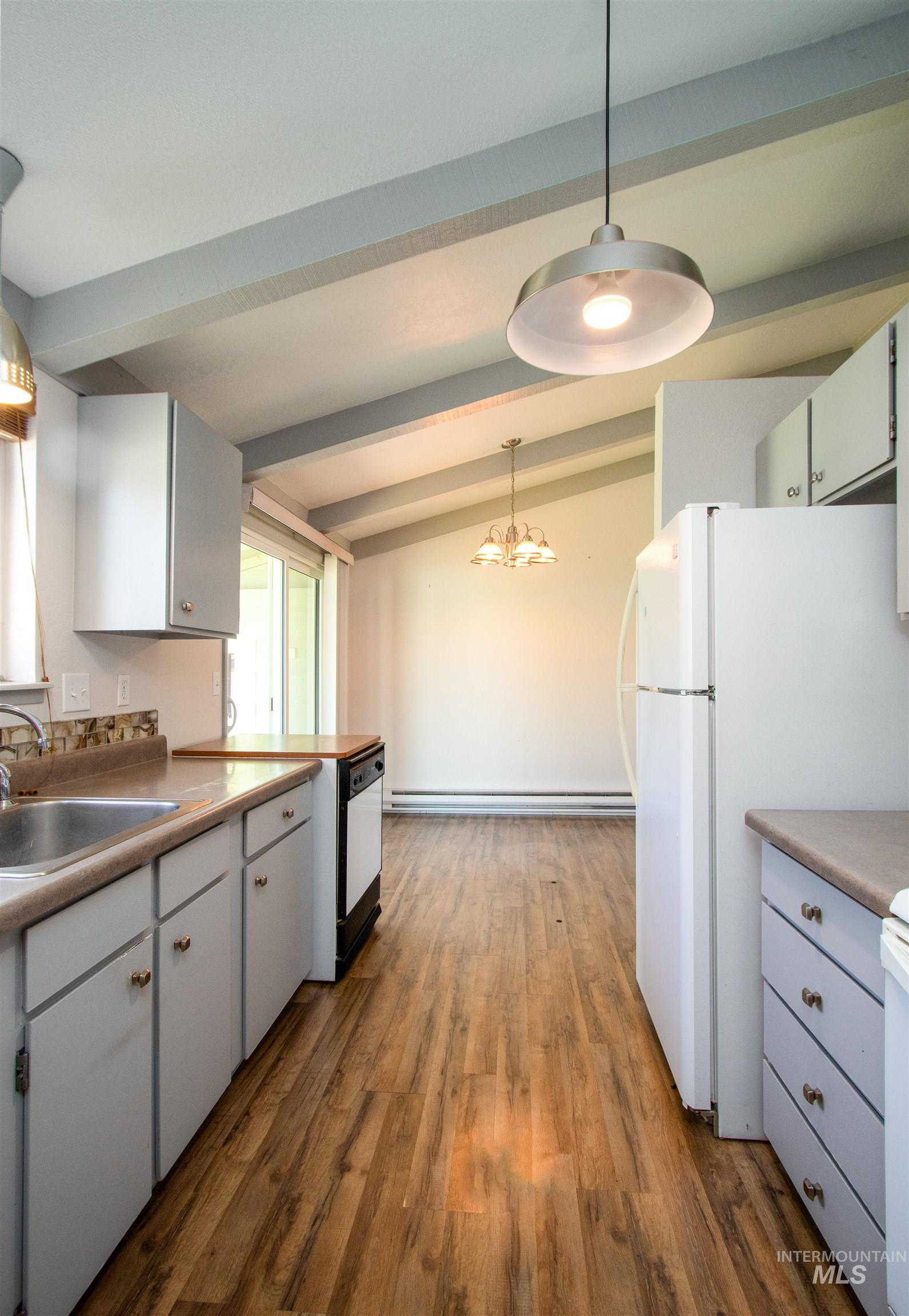 241 W 6th, Emmett, Idaho 83617, 3 Bedrooms, 1 Bathroom, Residential For Sale, Price $285,000,MLS 98985403