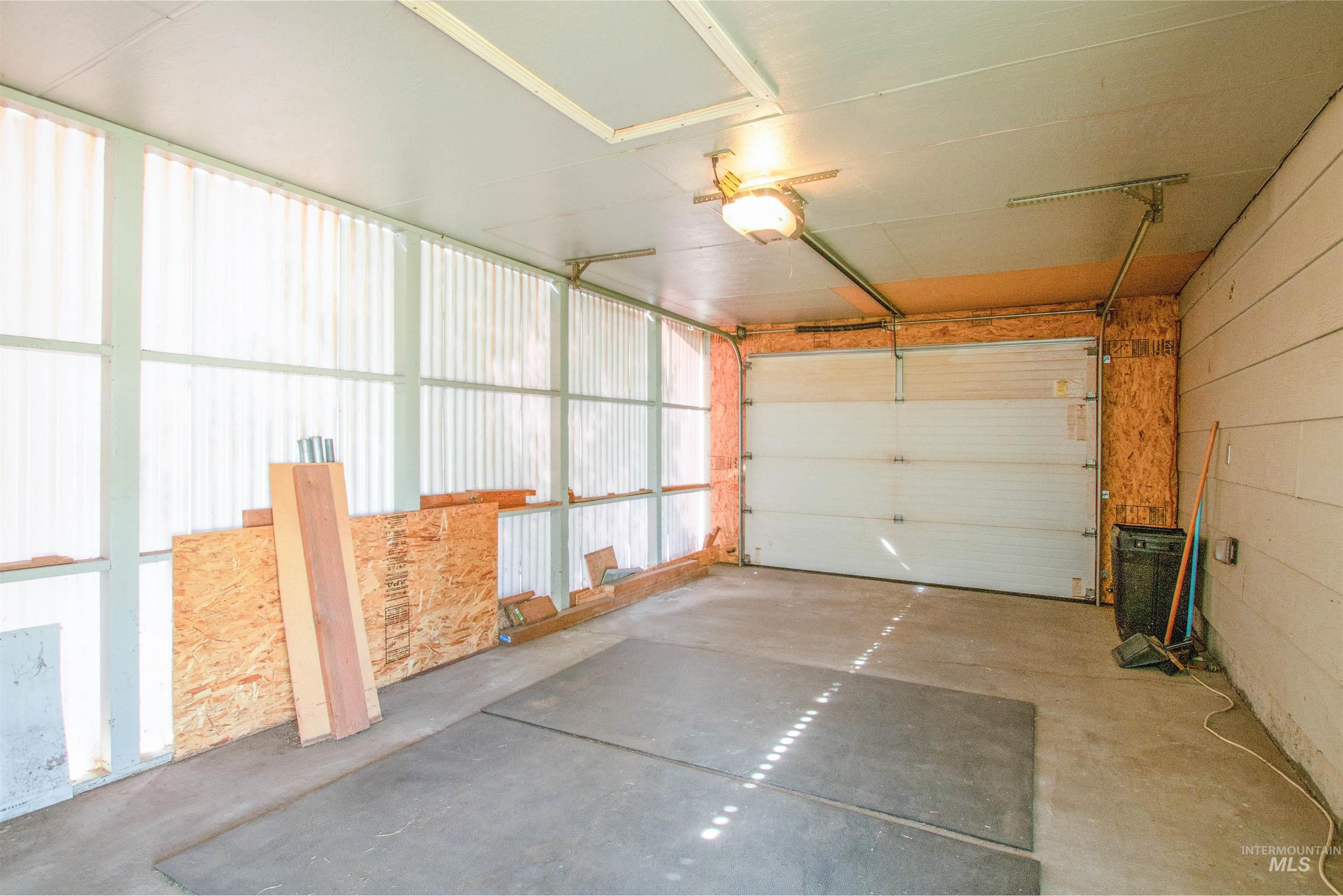 241 W 6th, Emmett, Idaho 83617, 3 Bedrooms, 1 Bathroom, Residential For Sale, Price $285,000,MLS 98985403