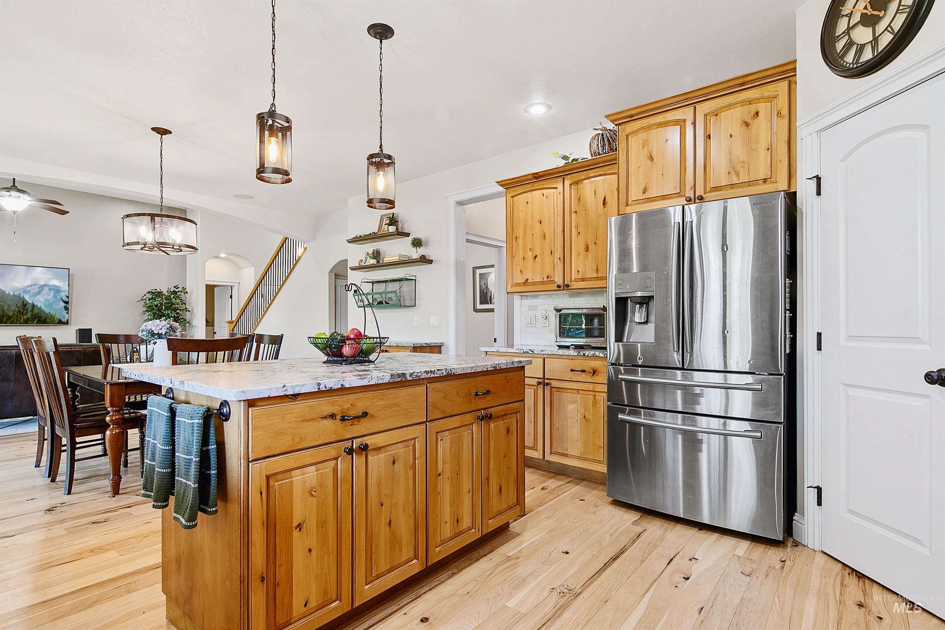 12121 Caribee Inlet, Star, Idaho 83669, 4 Bedrooms, 2.5 Bathrooms, Residential For Sale, Price $649,000,MLS 98985404