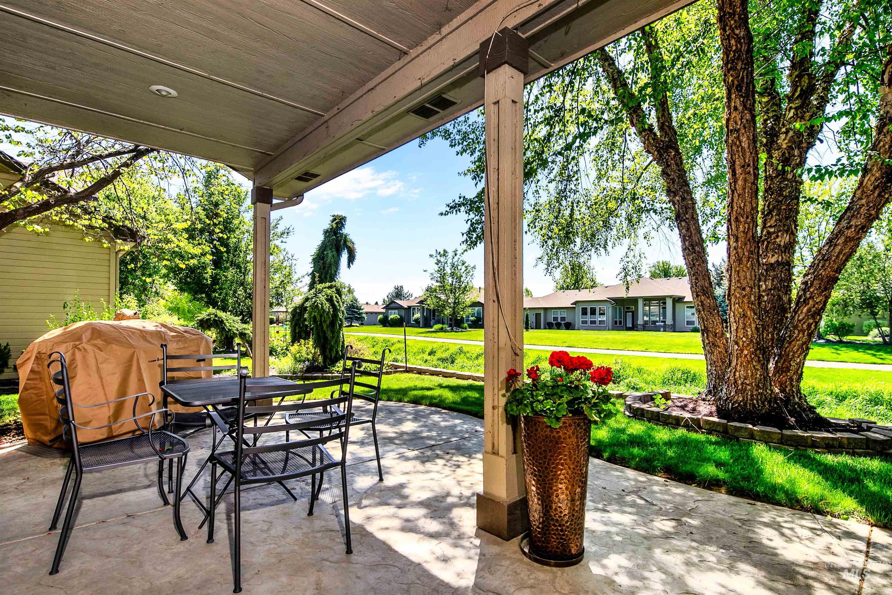 12121 Caribee Inlet, Star, Idaho 83669, 4 Bedrooms, 2.5 Bathrooms, Residential For Sale, Price $649,000,MLS 98985404