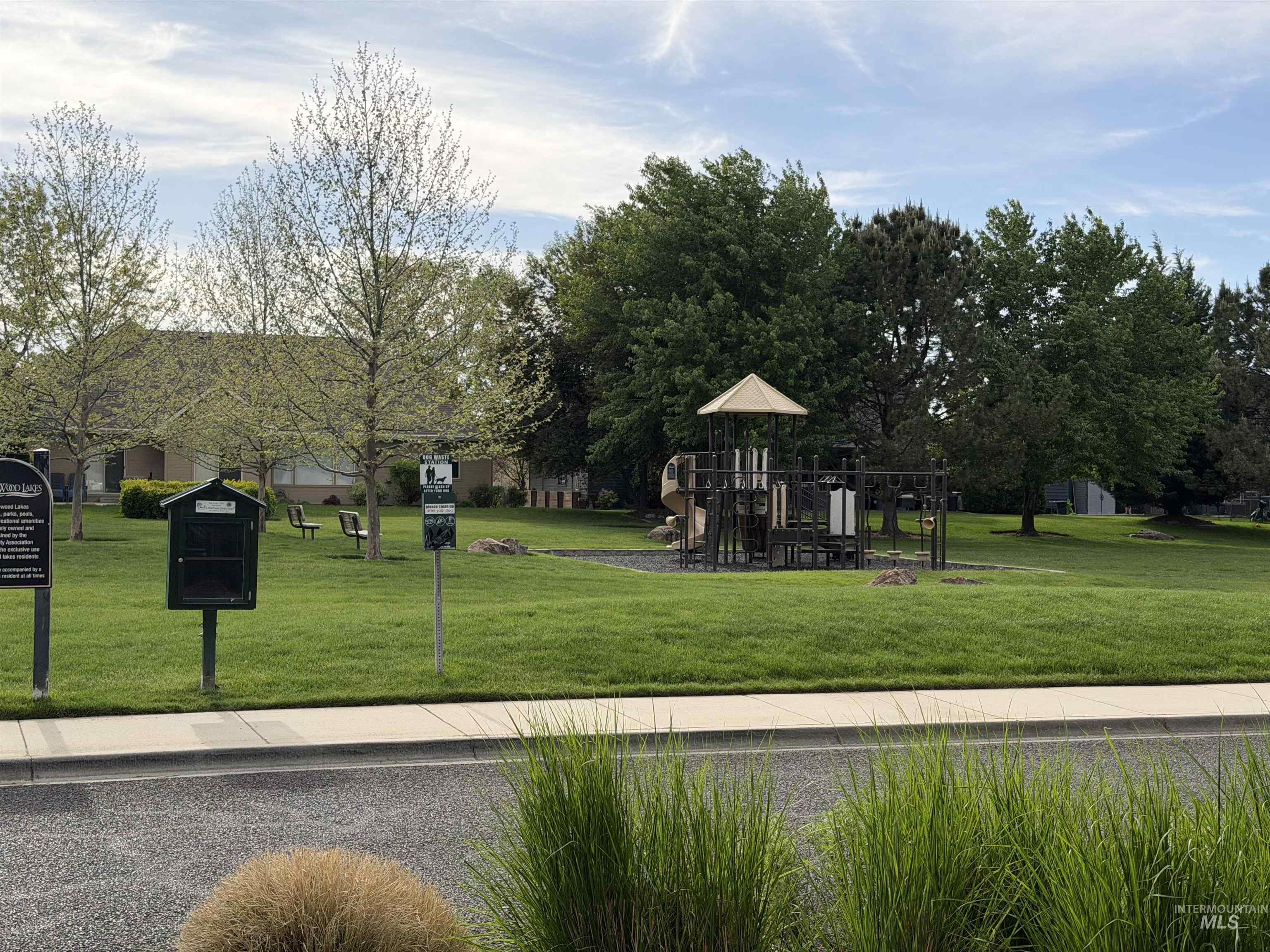 12121 Caribee Inlet, Star, Idaho 83669, 4 Bedrooms, 2.5 Bathrooms, Residential For Sale, Price $649,000,MLS 98985404