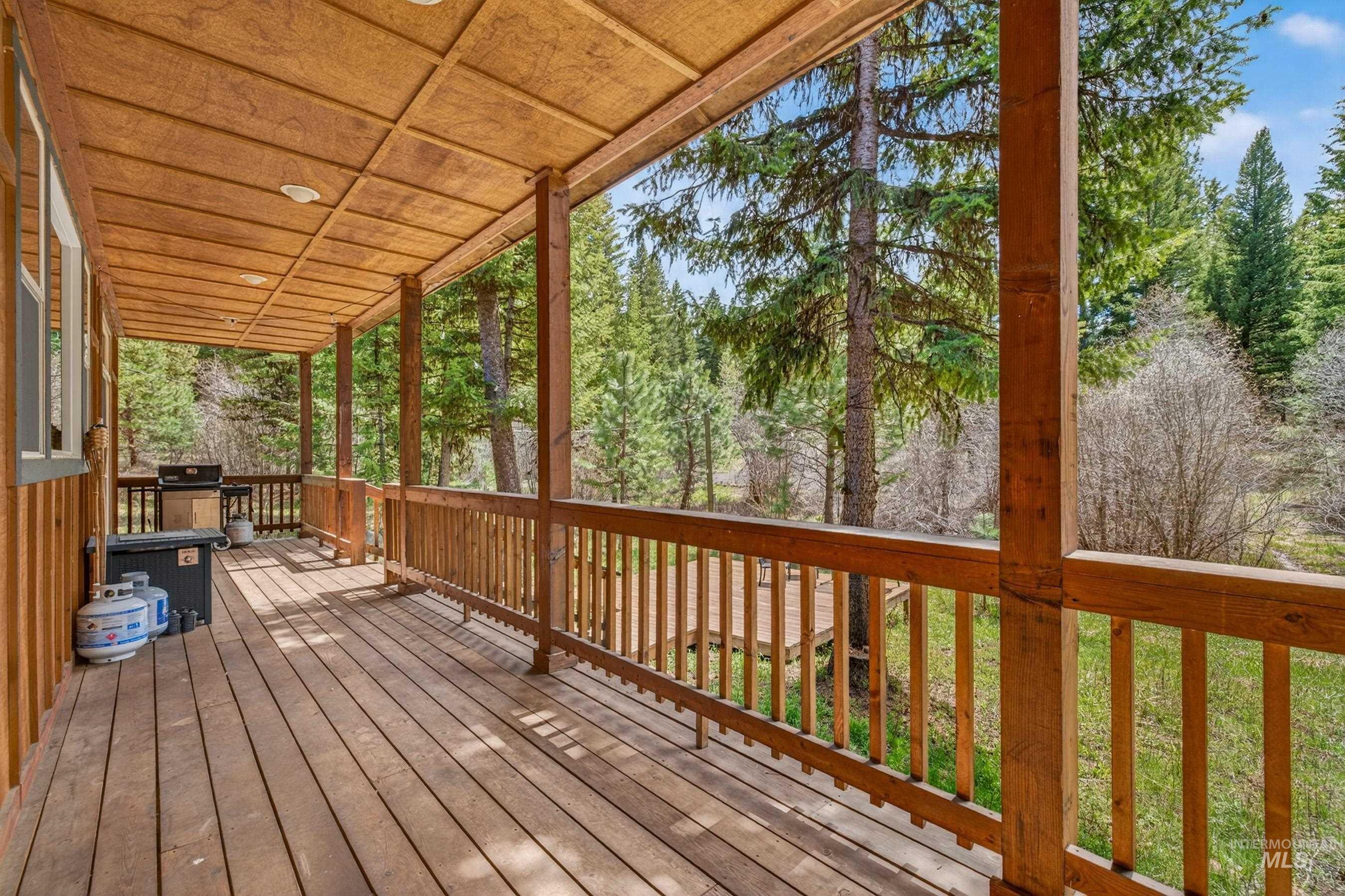 865 Shelia, McCall, Idaho 83638, 3 Bedrooms, 2 Bathrooms, Residential For Sale, Price $676,000,MLS 98985405