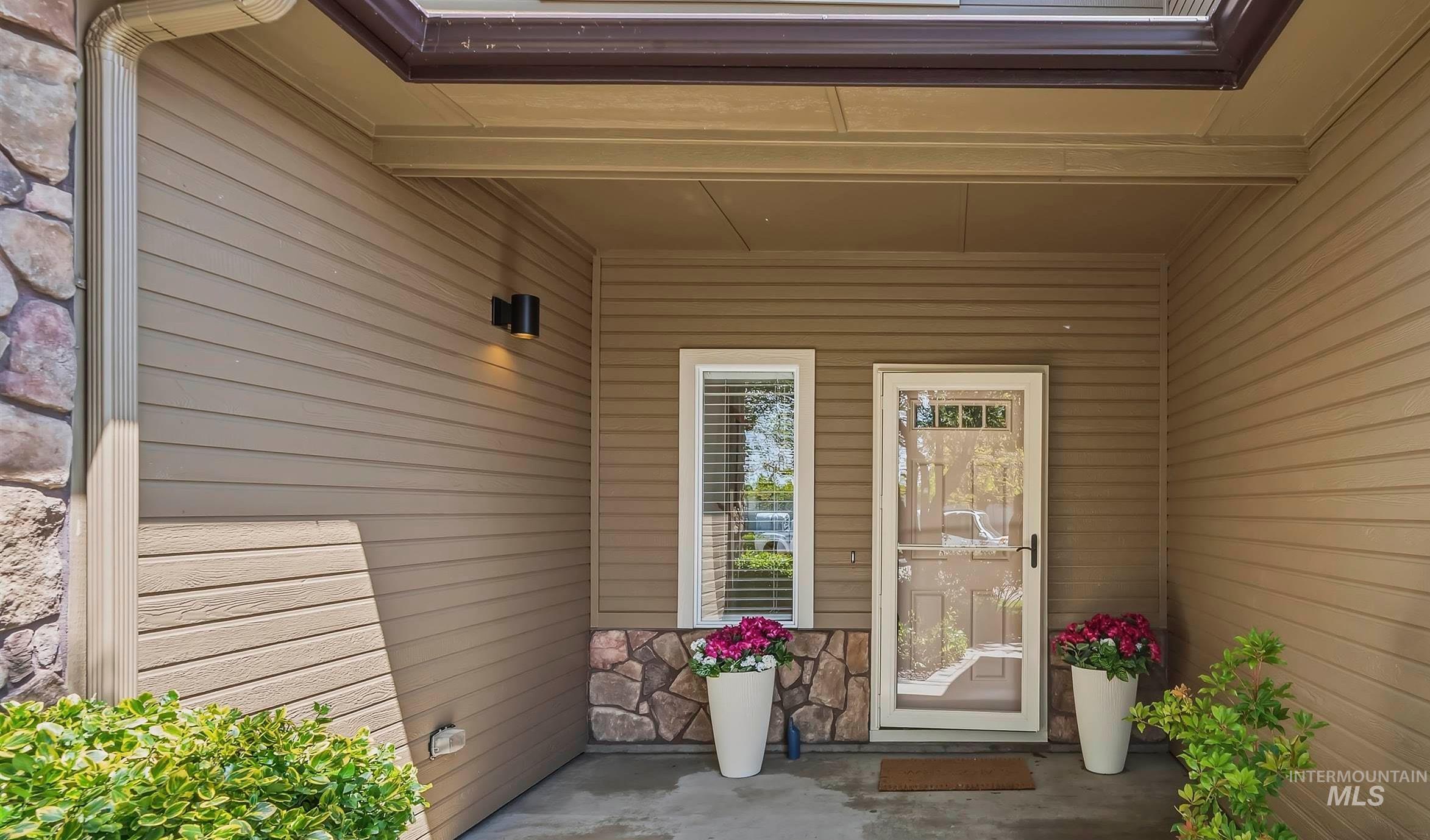 2292 W Windchime Dr, Meridian, Idaho 83646, 4 Bedrooms, 3 Bathrooms, Residential For Sale, Price $694,700,MLS 98985408