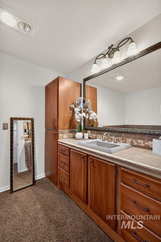 1007 Evergreen Drive, McCall, Idaho 83638, 3 Bedrooms, 2 Bathrooms, Residential For Sale, Price $829,000,MLS 98985409