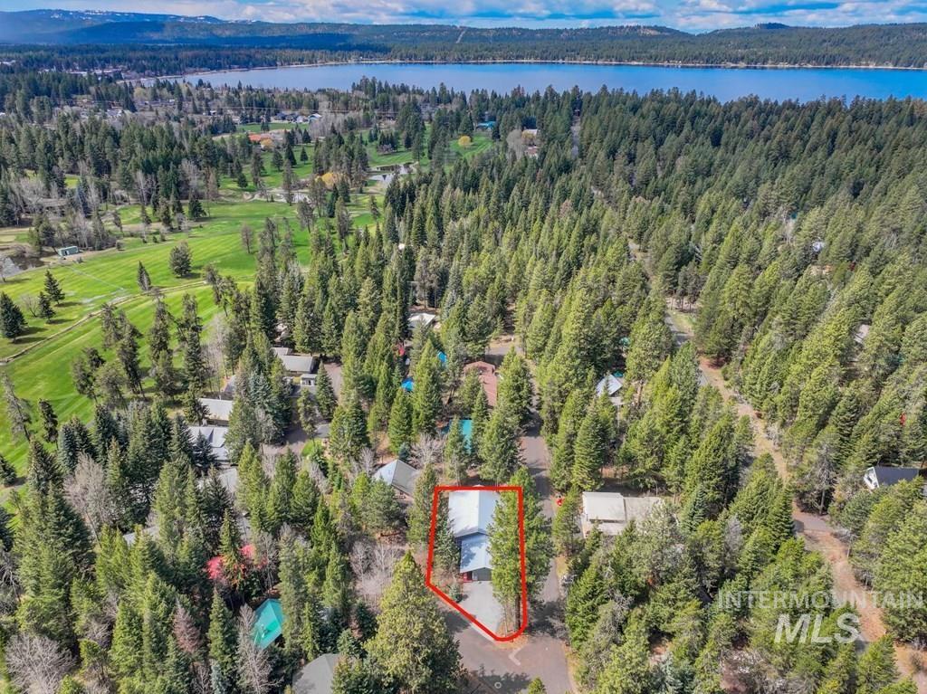 1007 Evergreen Drive, McCall, Idaho 83638, 3 Bedrooms, 2 Bathrooms, Residential For Sale, Price $829,000,MLS 98985409