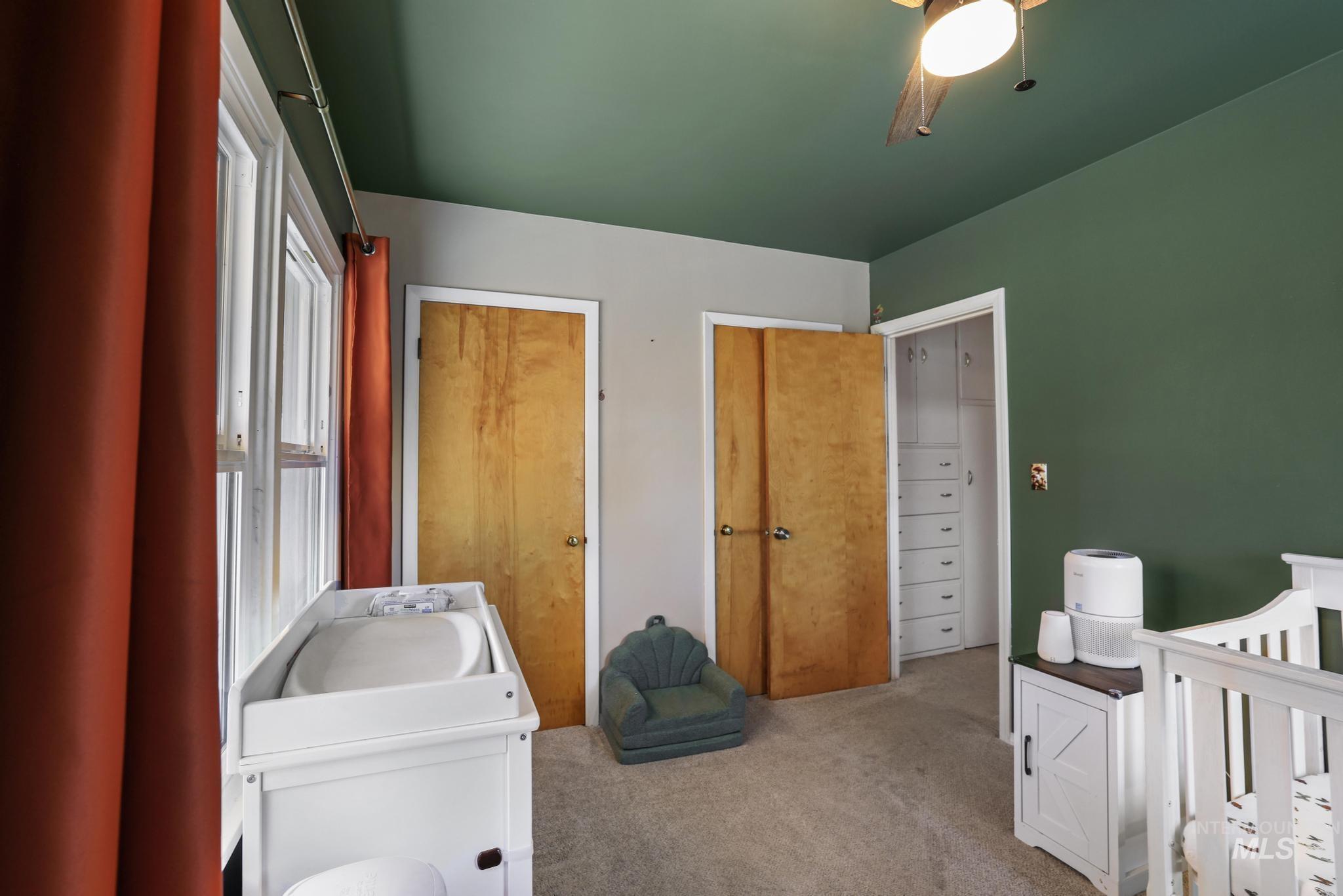 385 W Filer Ave, Twin Falls, Idaho 83301, 3 Bedrooms, 1 Bathroom, Residential For Sale, Price $290,000,MLS 98985410