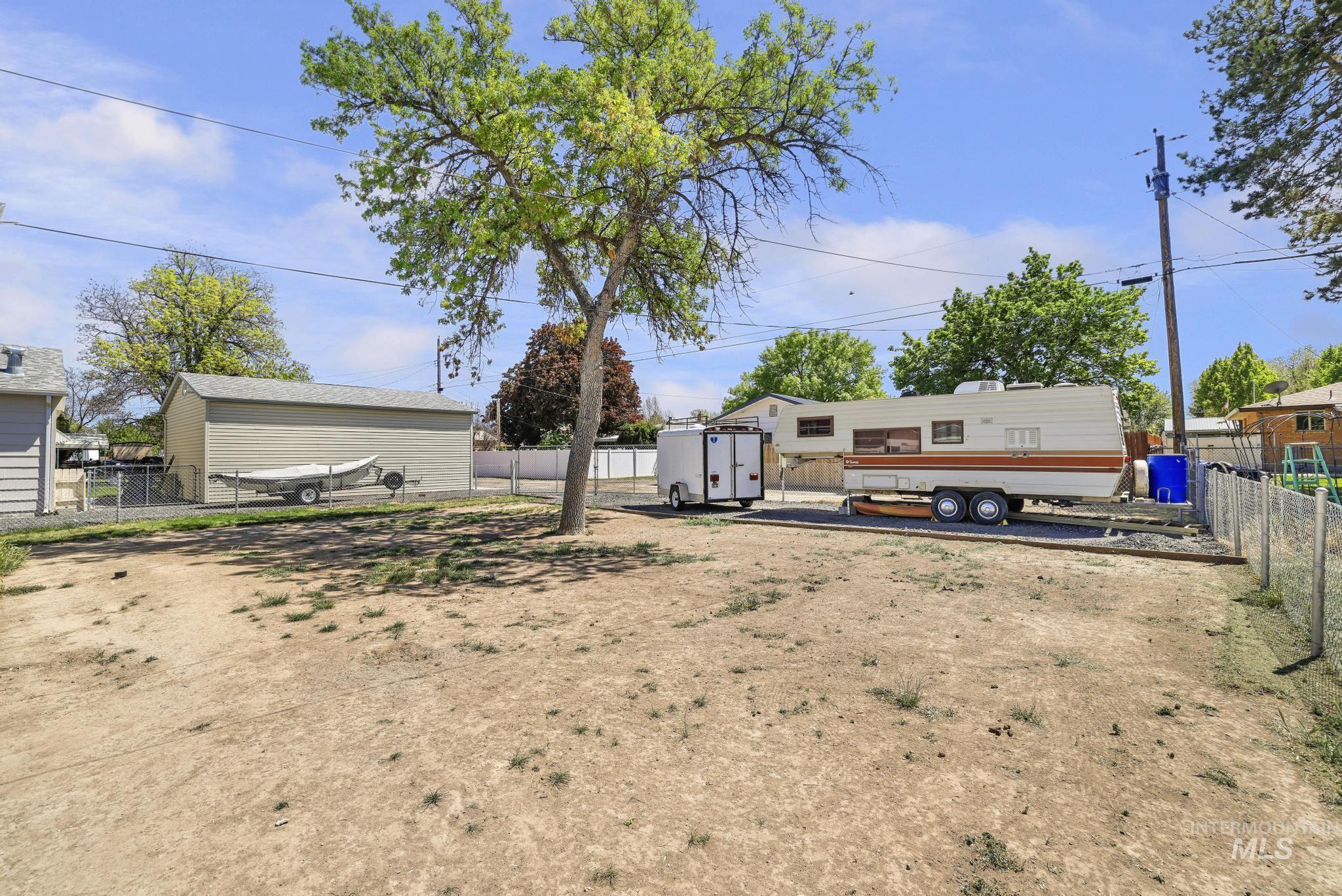 385 W Filer Ave, Twin Falls, Idaho 83301, 3 Bedrooms, 1 Bathroom, Residential For Sale, Price $290,000,MLS 98985410