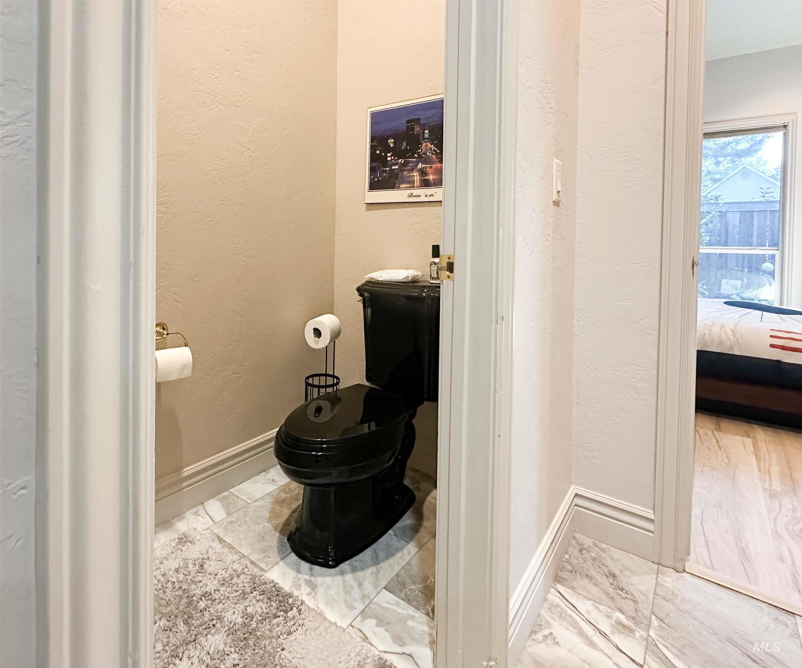 4902 N Ellicott Ln., Garden City, Idaho 83714, 3 Bedrooms, 2 Bathrooms, Residential For Sale, Price $599,900,MLS 98985417