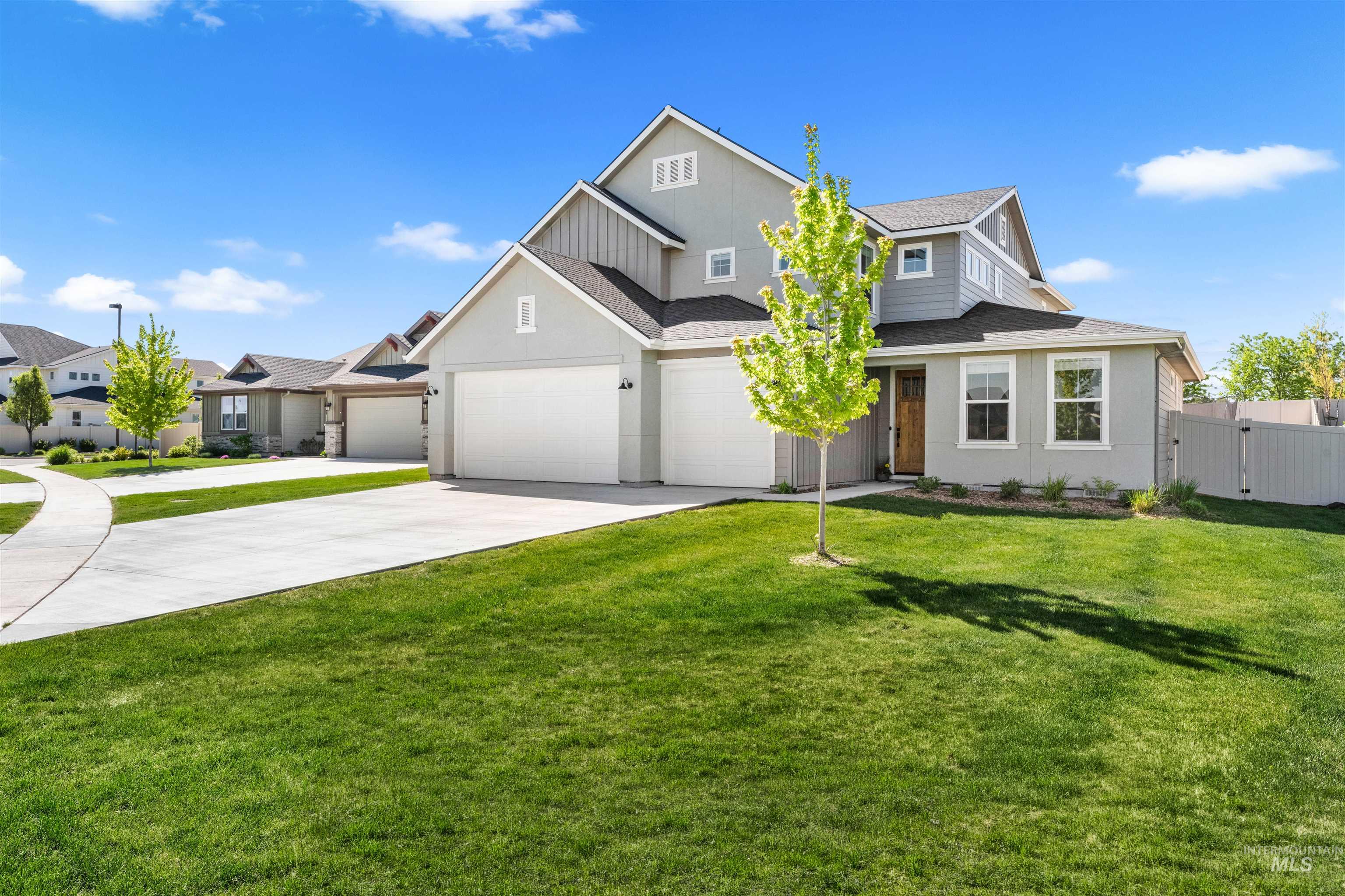 11915 W Tanero, Nampa, Idaho 83686, 4 Bedrooms, 3 Bathrooms, Residential For Sale, Price $774,900,MLS 98985419