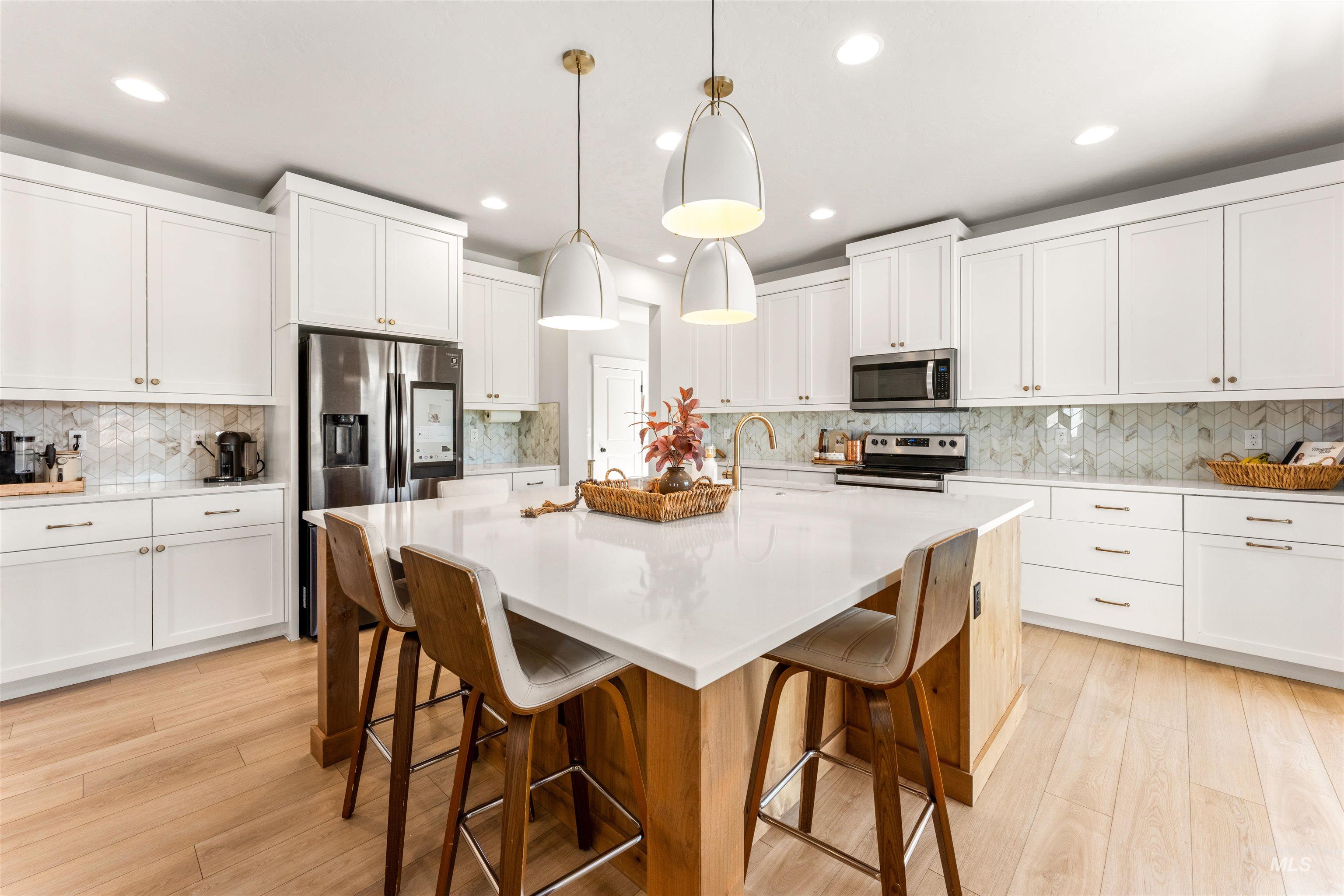 11915 W Tanero, Nampa, Idaho 83686, 4 Bedrooms, 3 Bathrooms, Residential For Sale, Price $774,900,MLS 98985419