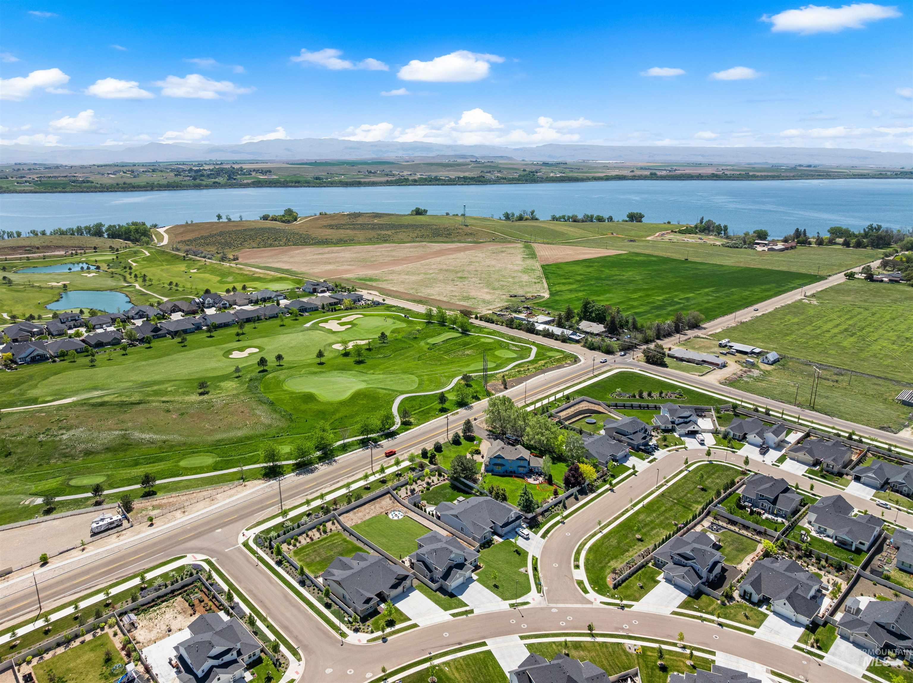 11915 W Tanero, Nampa, Idaho 83686, 4 Bedrooms, 3 Bathrooms, Residential For Sale, Price $774,900,MLS 98985419